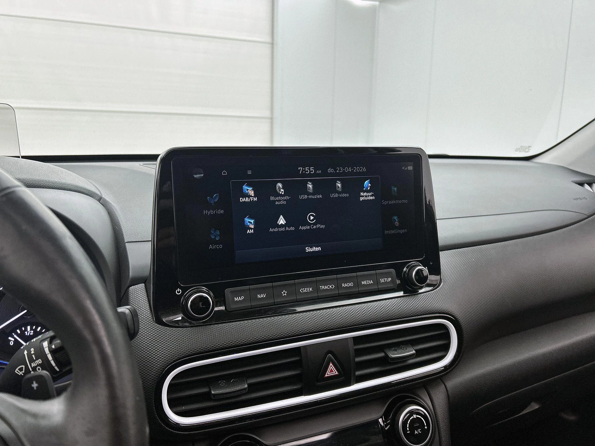 Hyundai-Kona-image-15