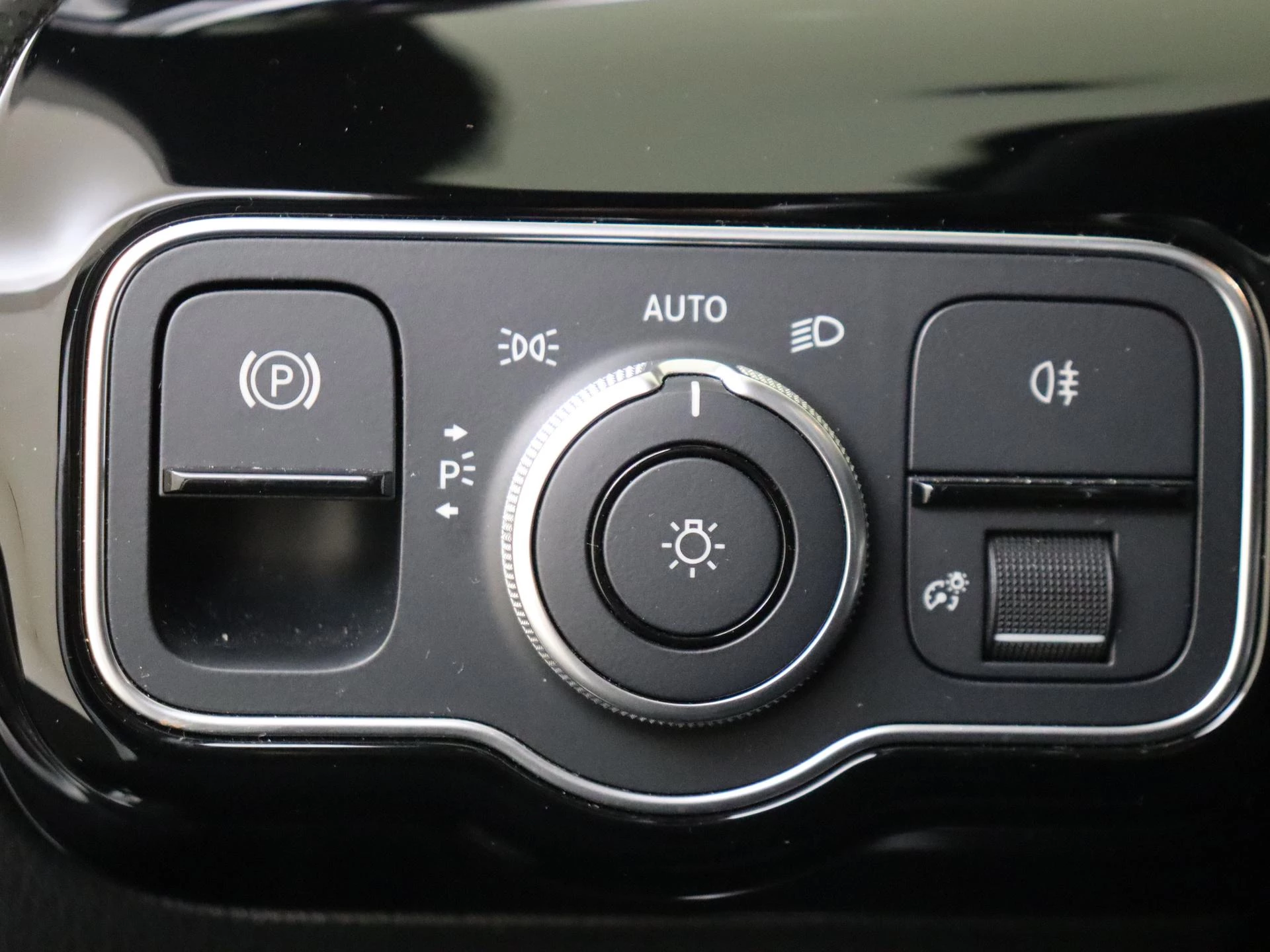 Mercedes-Benz-A-Klasse-image-23