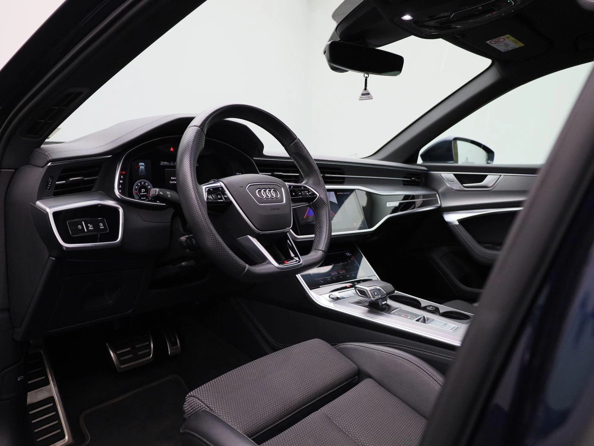 Audi A6 Avant 40 TFSI Advanced edition