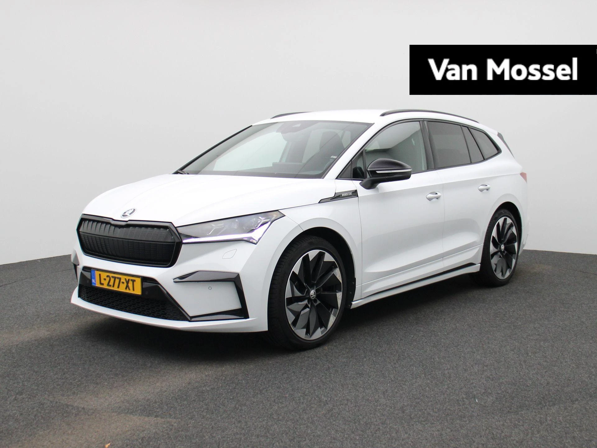 Škoda-Enyaq iV-image-0