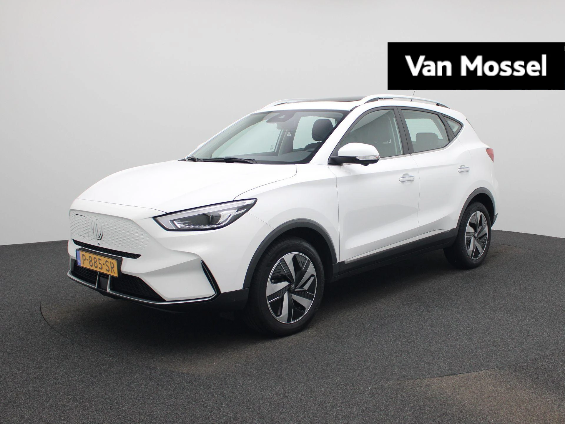MG-ZS EV-image-0