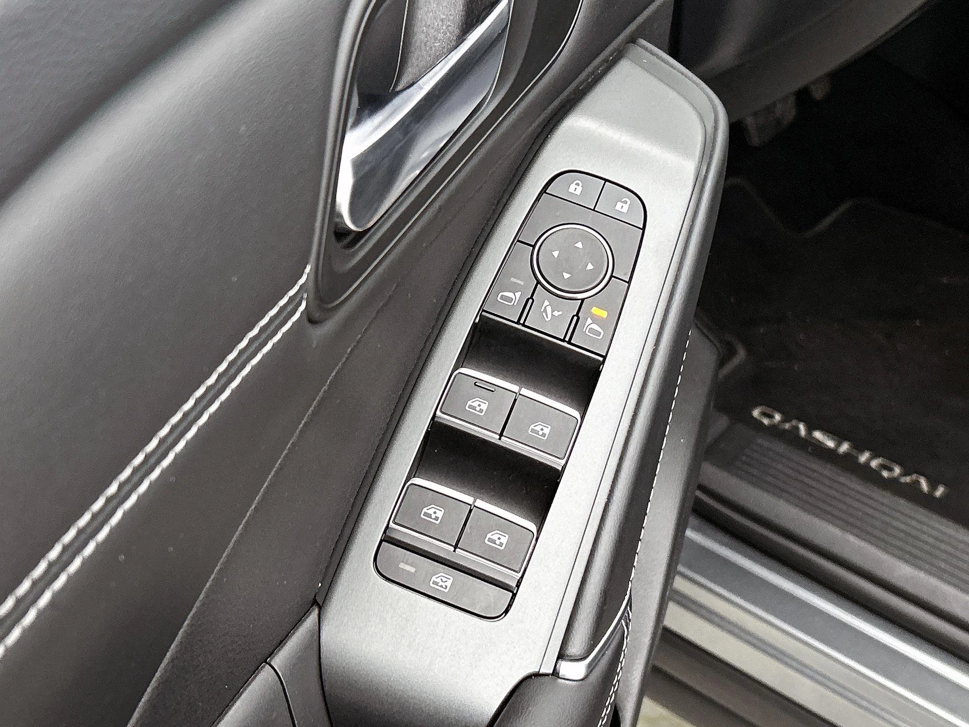 Nissan-QASHQAI-image-32