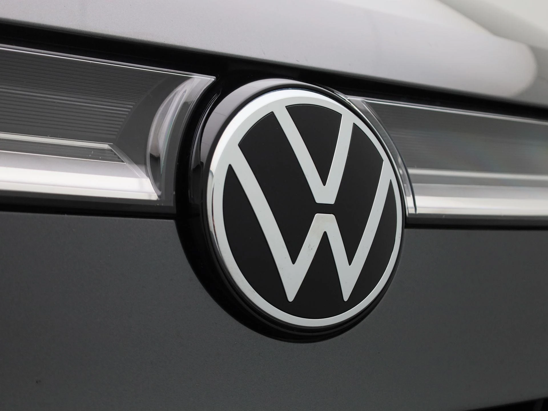 Volkswagen-Multivan-image-49