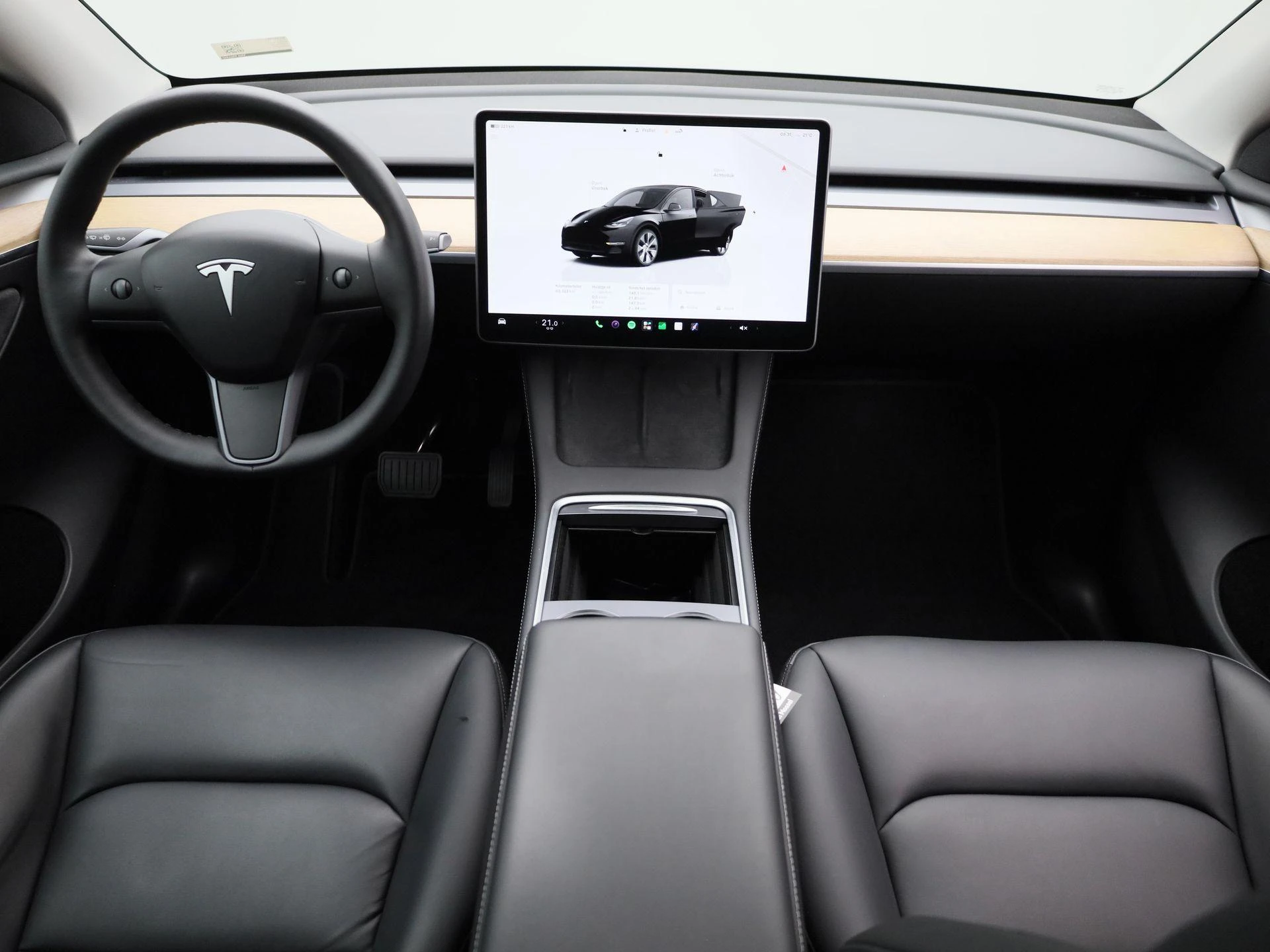 Tesla-Model Y-image-8