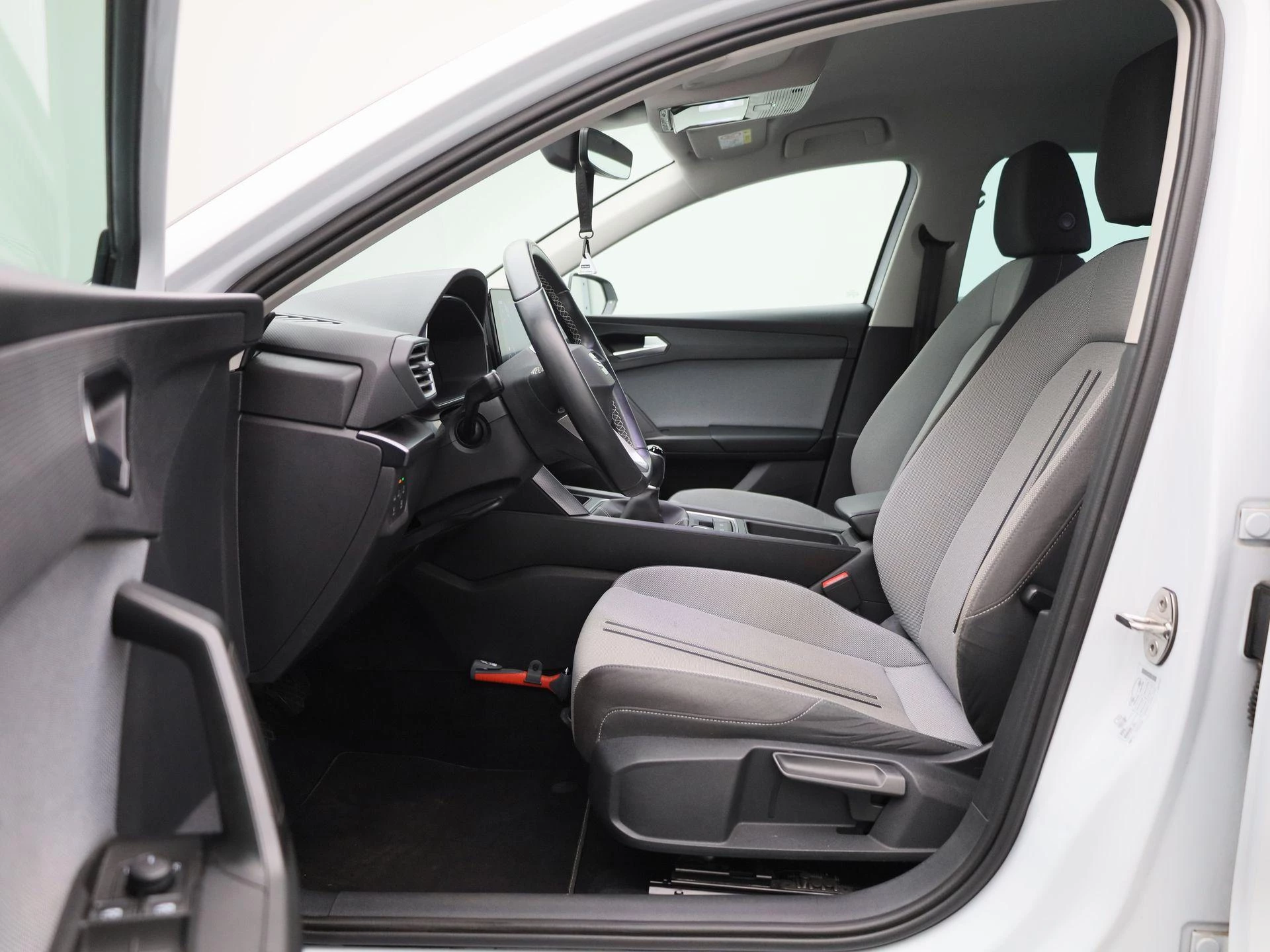 SEAT-Leon-image-11