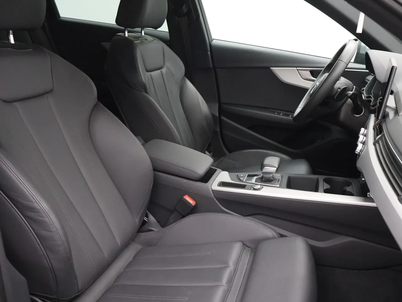 Audi-A4-image-16