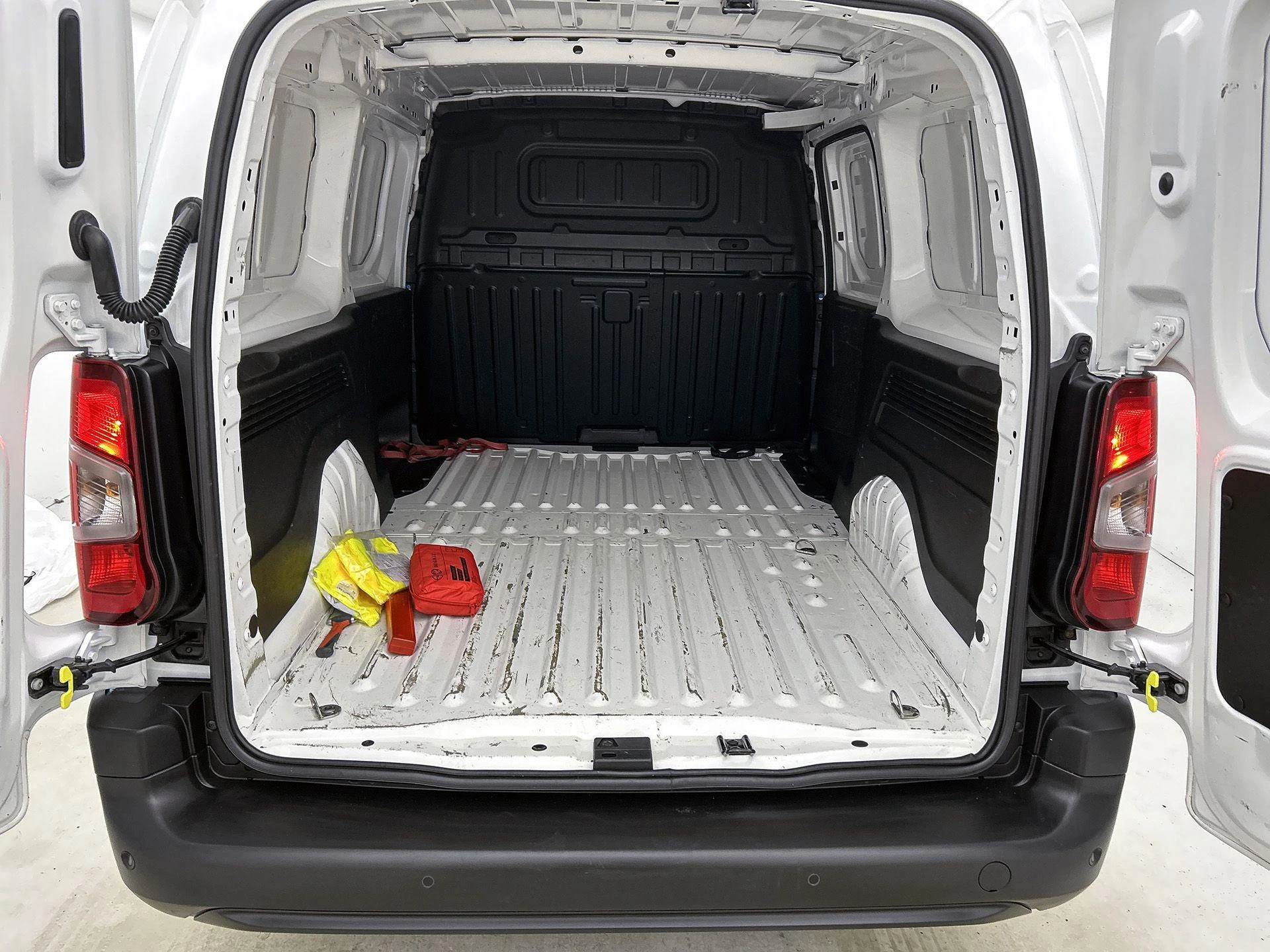 Opel-Combo-image-18
