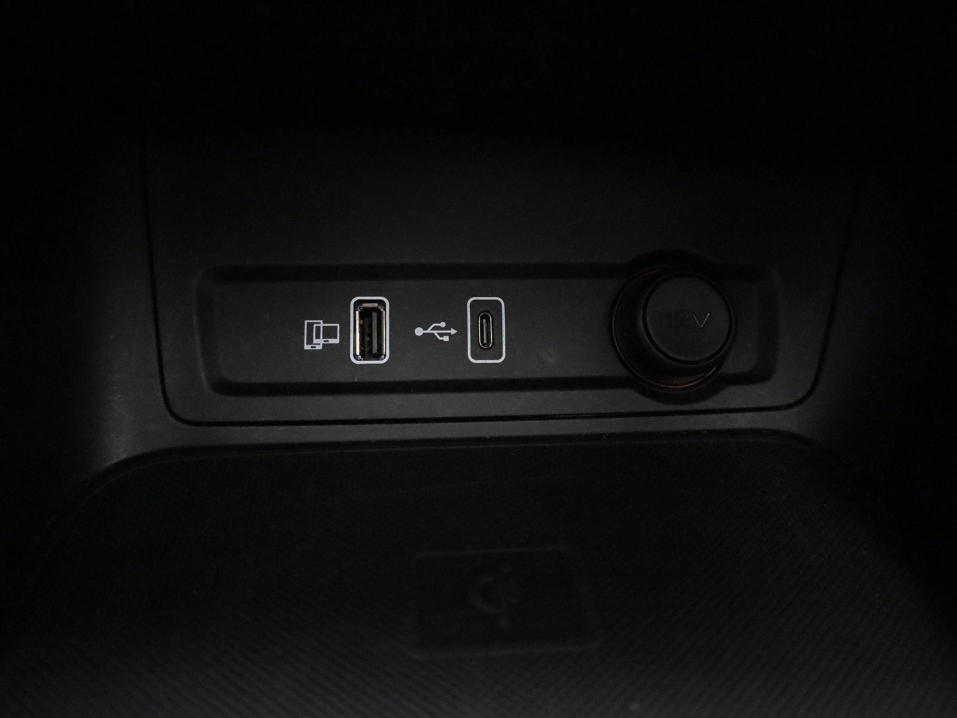 MG ZS EV Standard Range Luxury 50 kWh