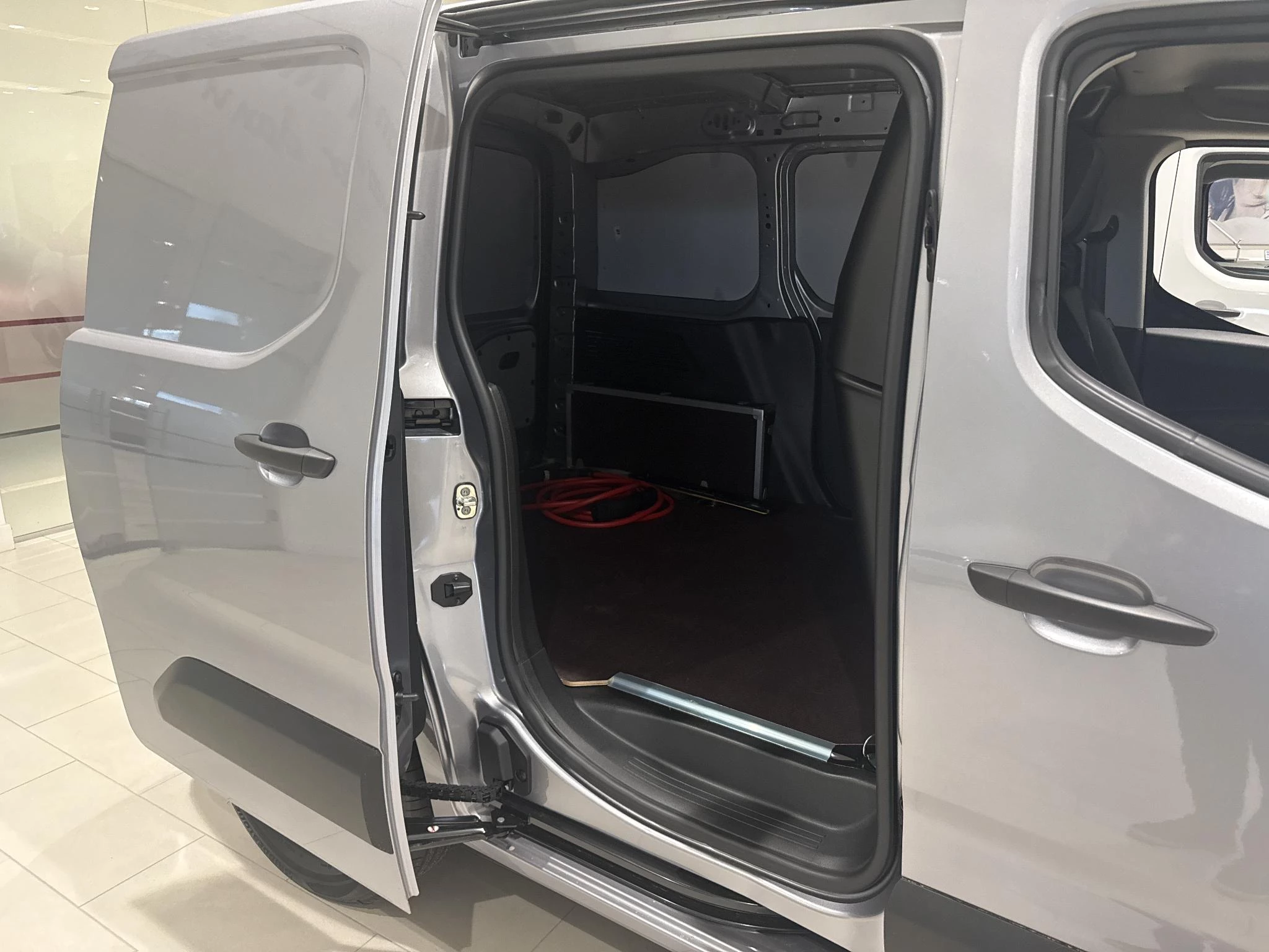 Opel-Combo-e-image-6