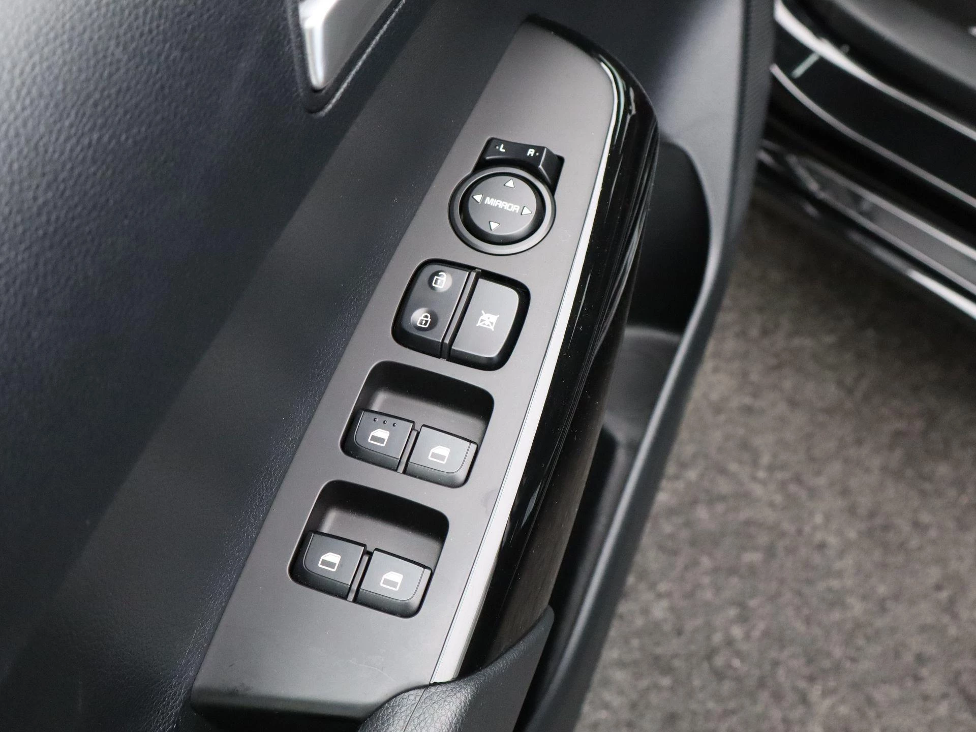 Kia-Picanto-image-25