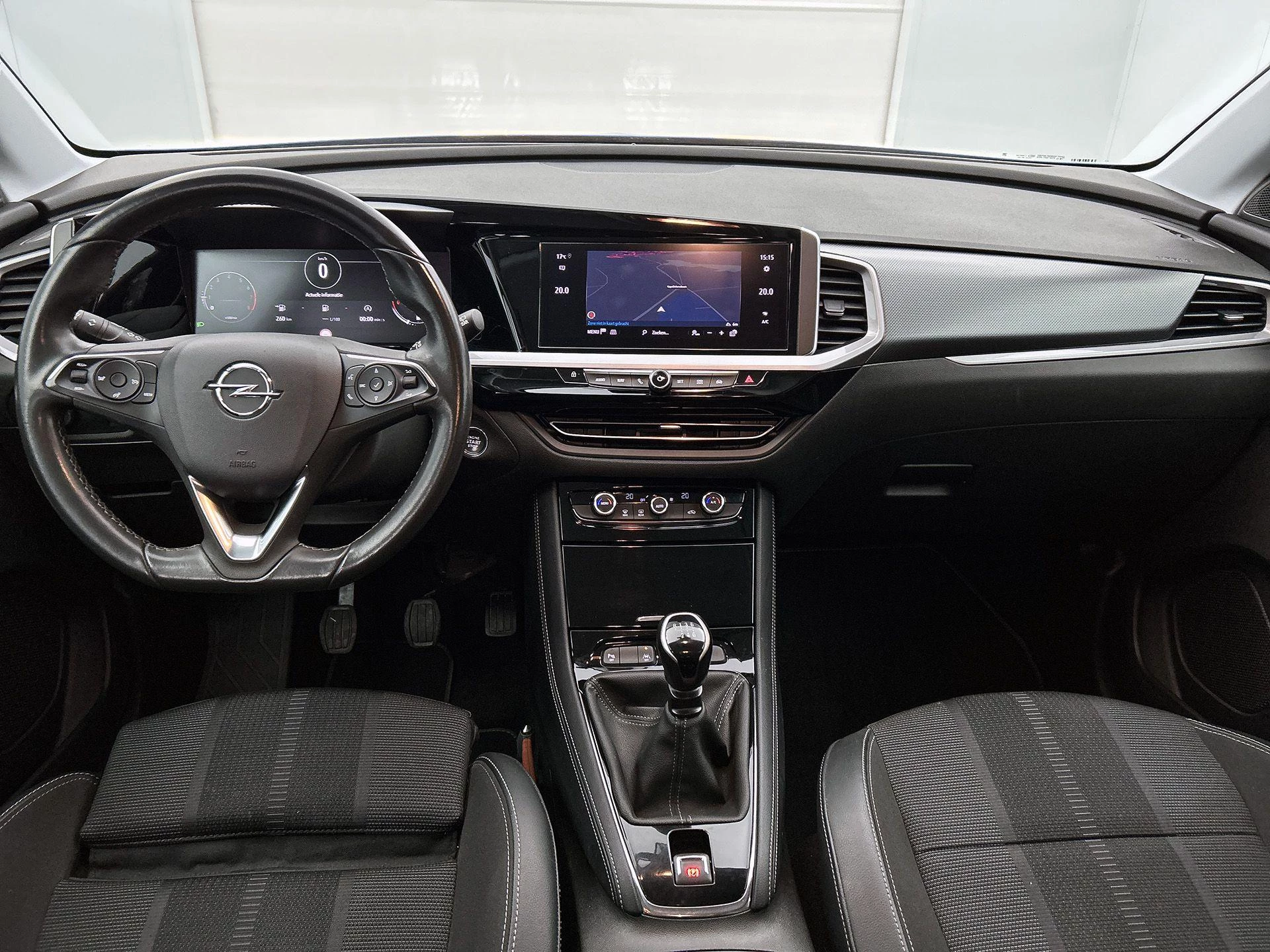 Opel-Grandland-image-19