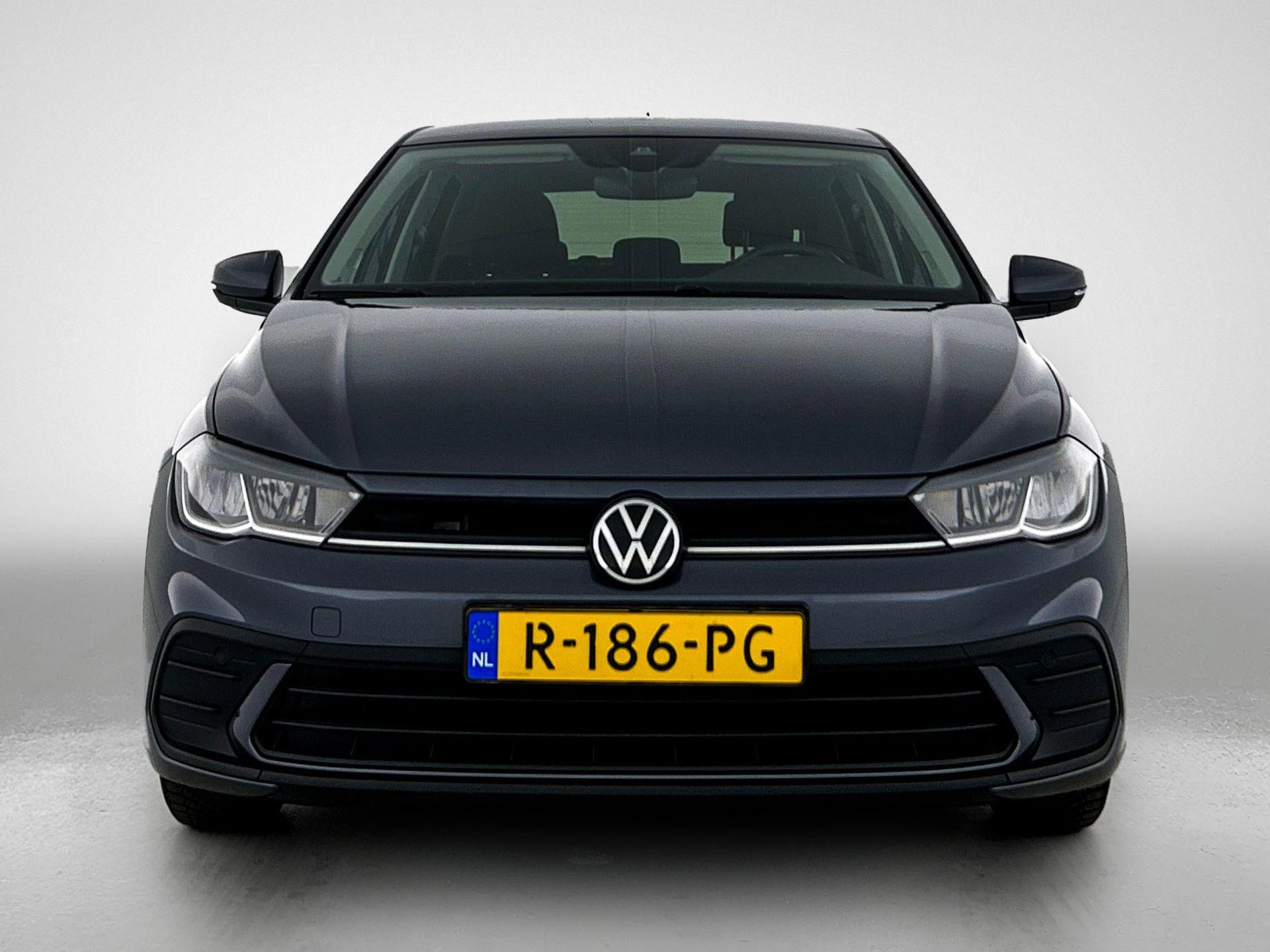 Volkswagen-Polo-image-7