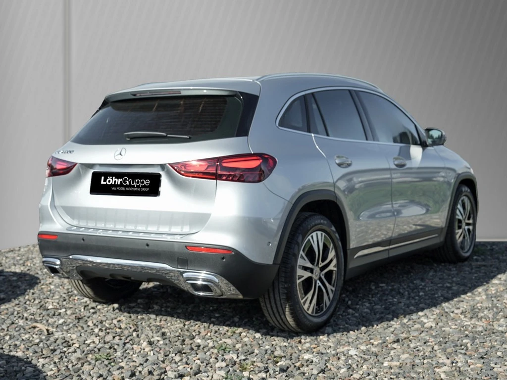 Mercedes-Benz-GLA-image-3