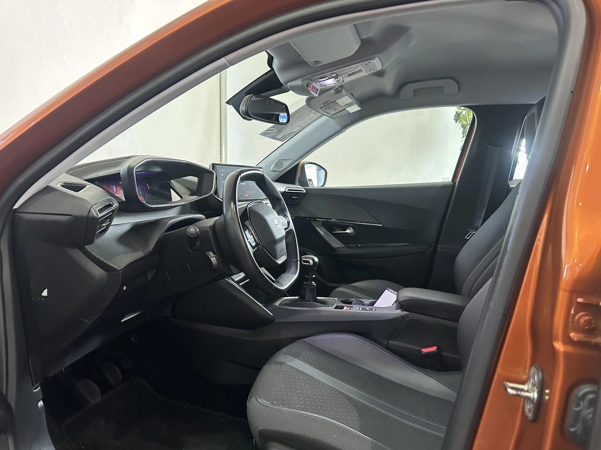 Peugeot-2008-image-7