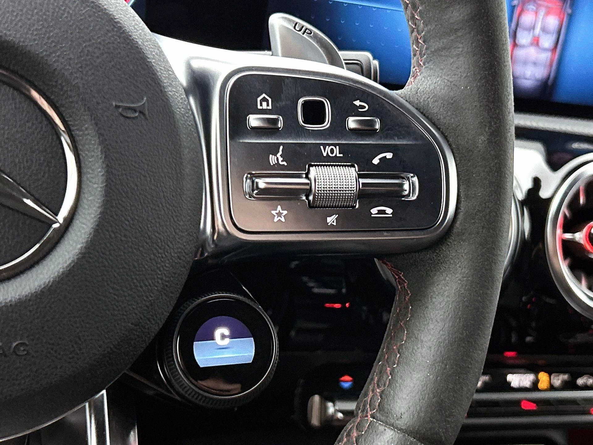 Mercedes-Benz A-Klasse AMG 35 4MATIC Premium Plus