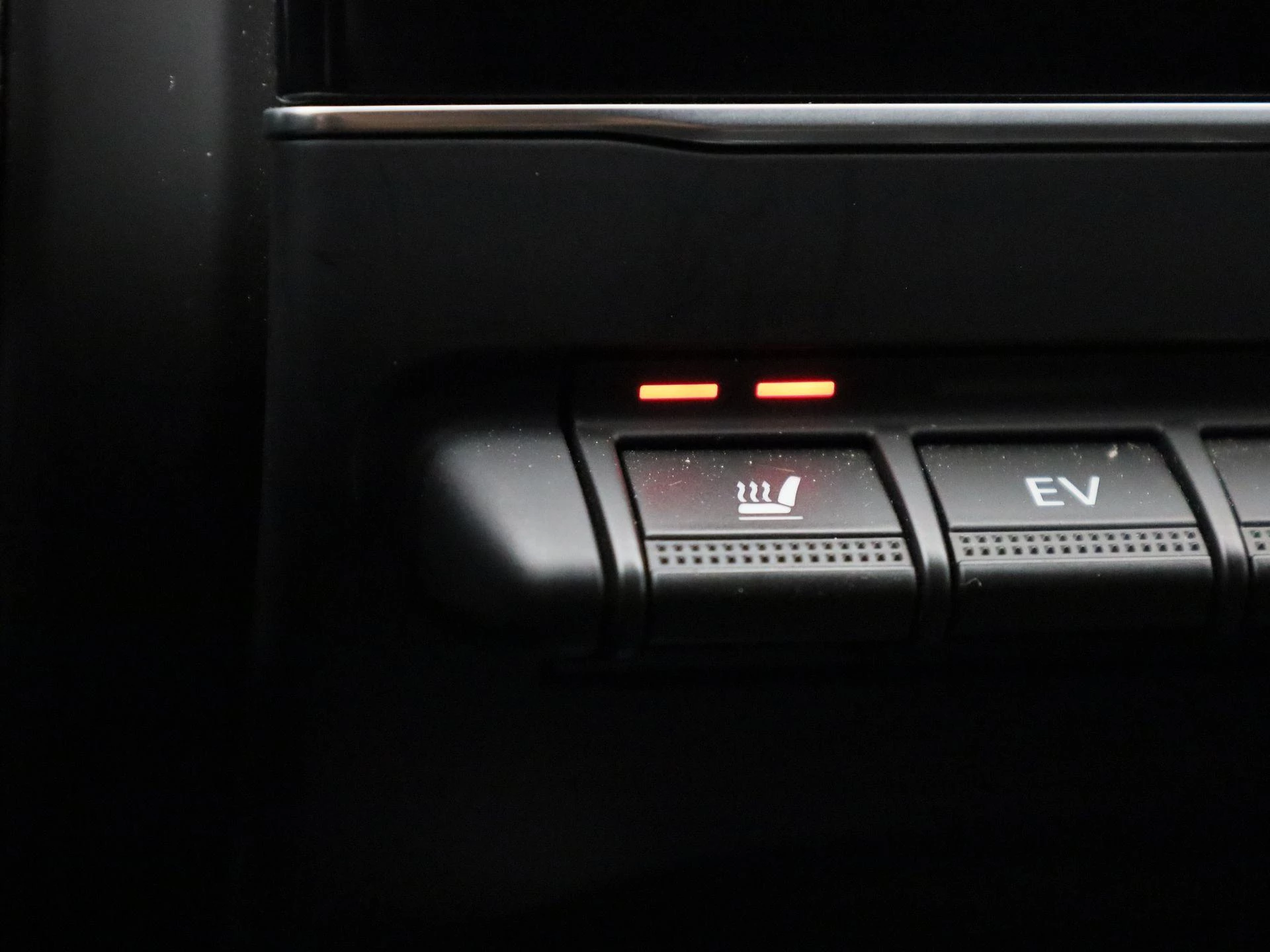 Renault-Arkana-image-23