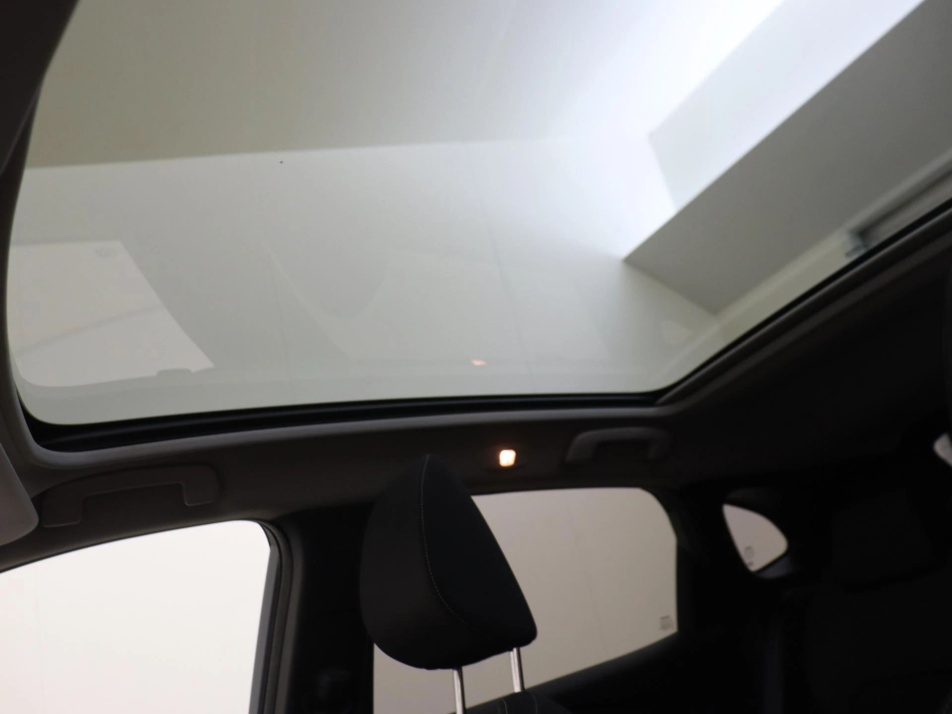 Nissan-QASHQAI-image-24