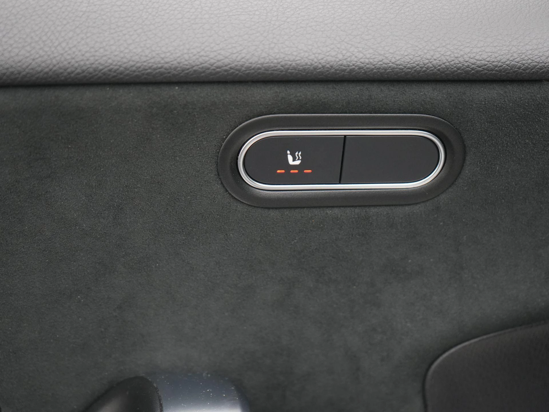 Mercedes-Benz-A-Klasse-image-10