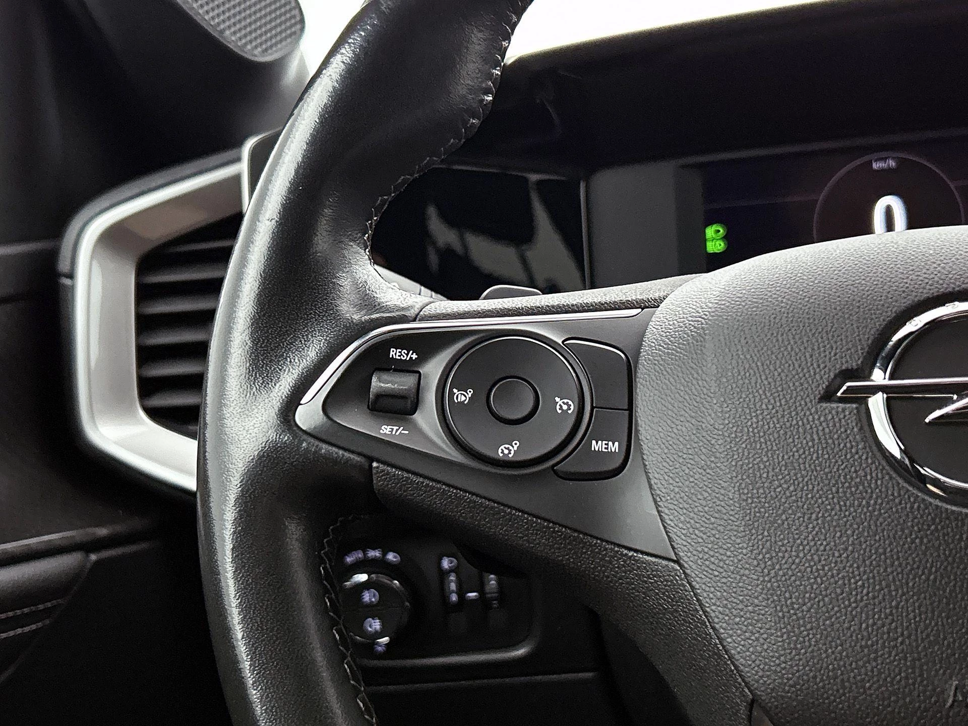 Opel-Mokka-image-5