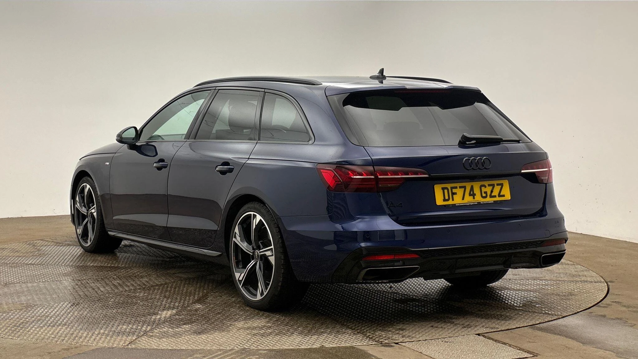 Audi-A4-image-2