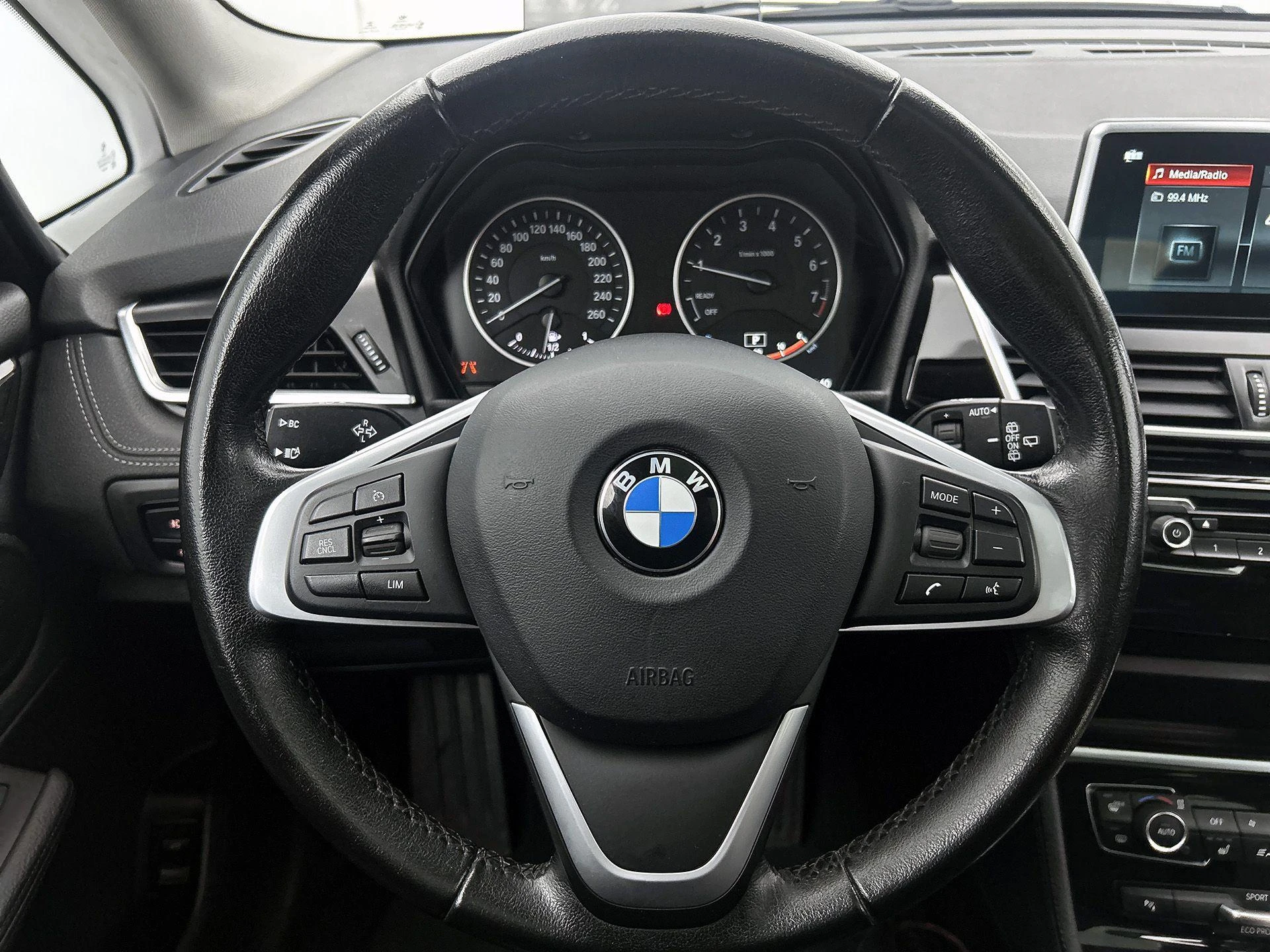 BMW-2 Serie-image-34