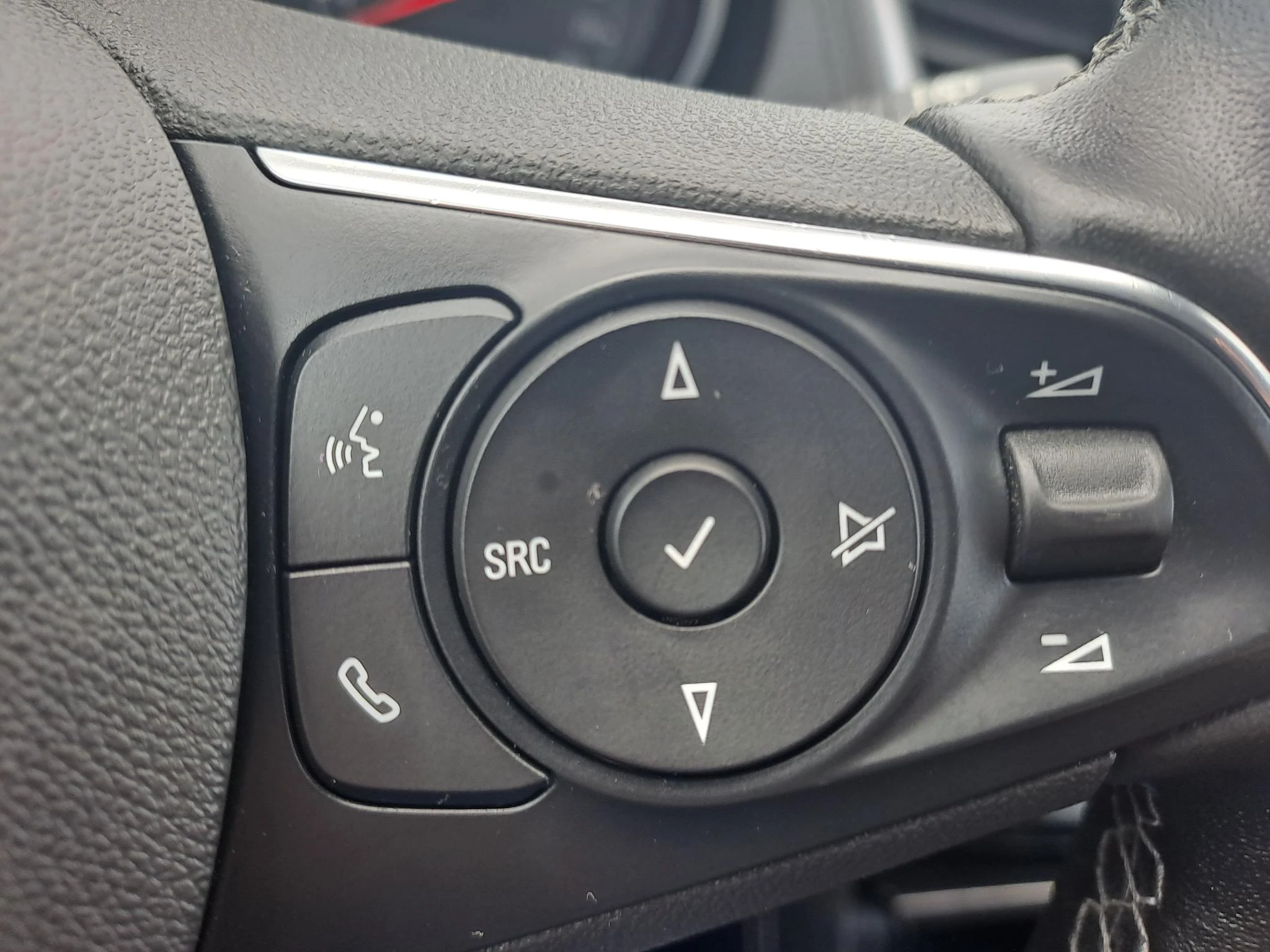Opel-Grandland X-image-11