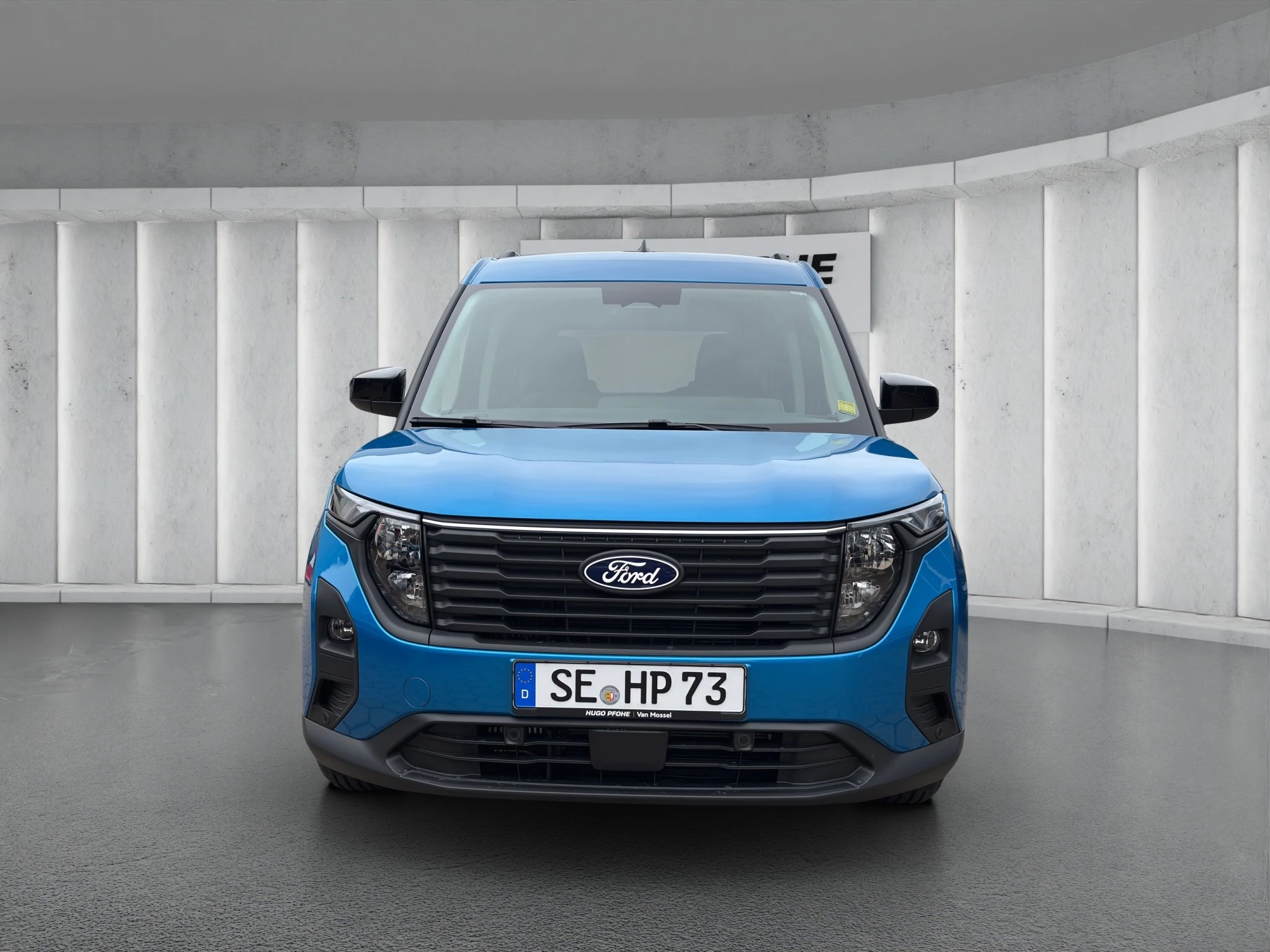Ford Tourneo Courier Titanium 1.0 EcoBoost 92 kW Auto Kompaktvan. 5-türig