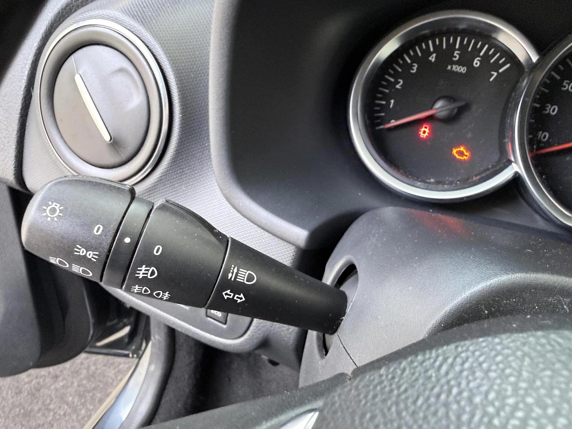 Dacia-Sandero Stepway-image-20