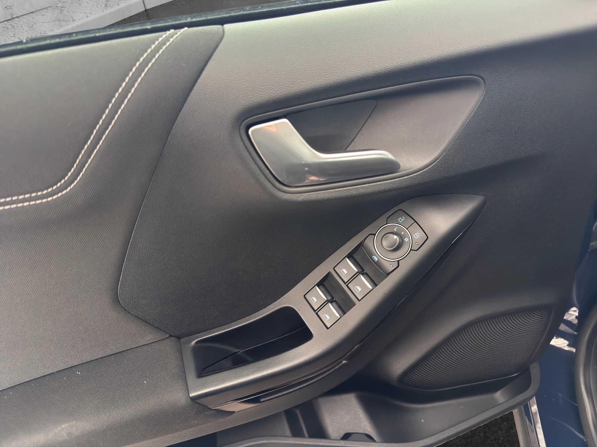 Ford Puma Cool & Connect 70kW