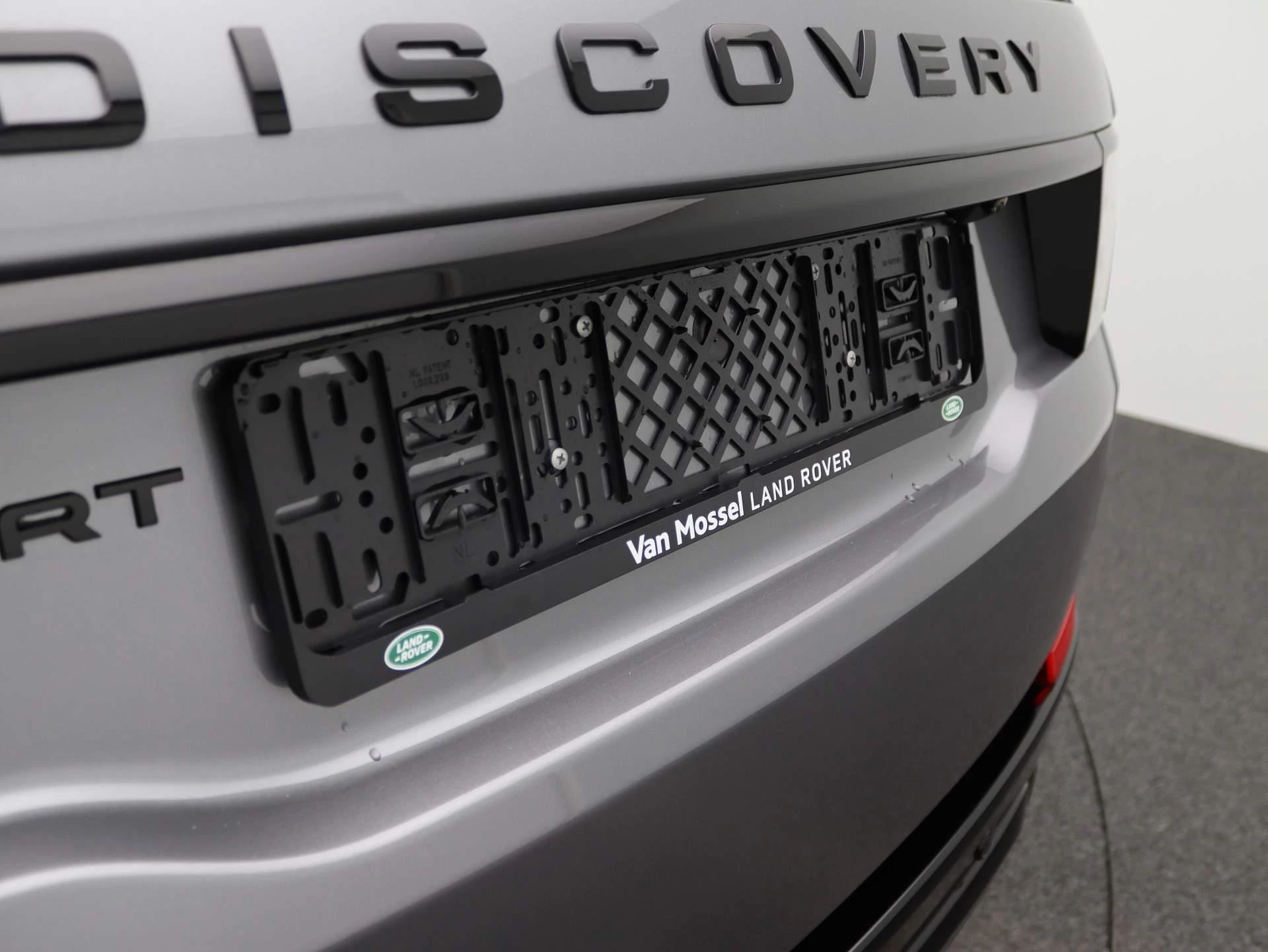 Land Rover-Discovery Sport-image-37