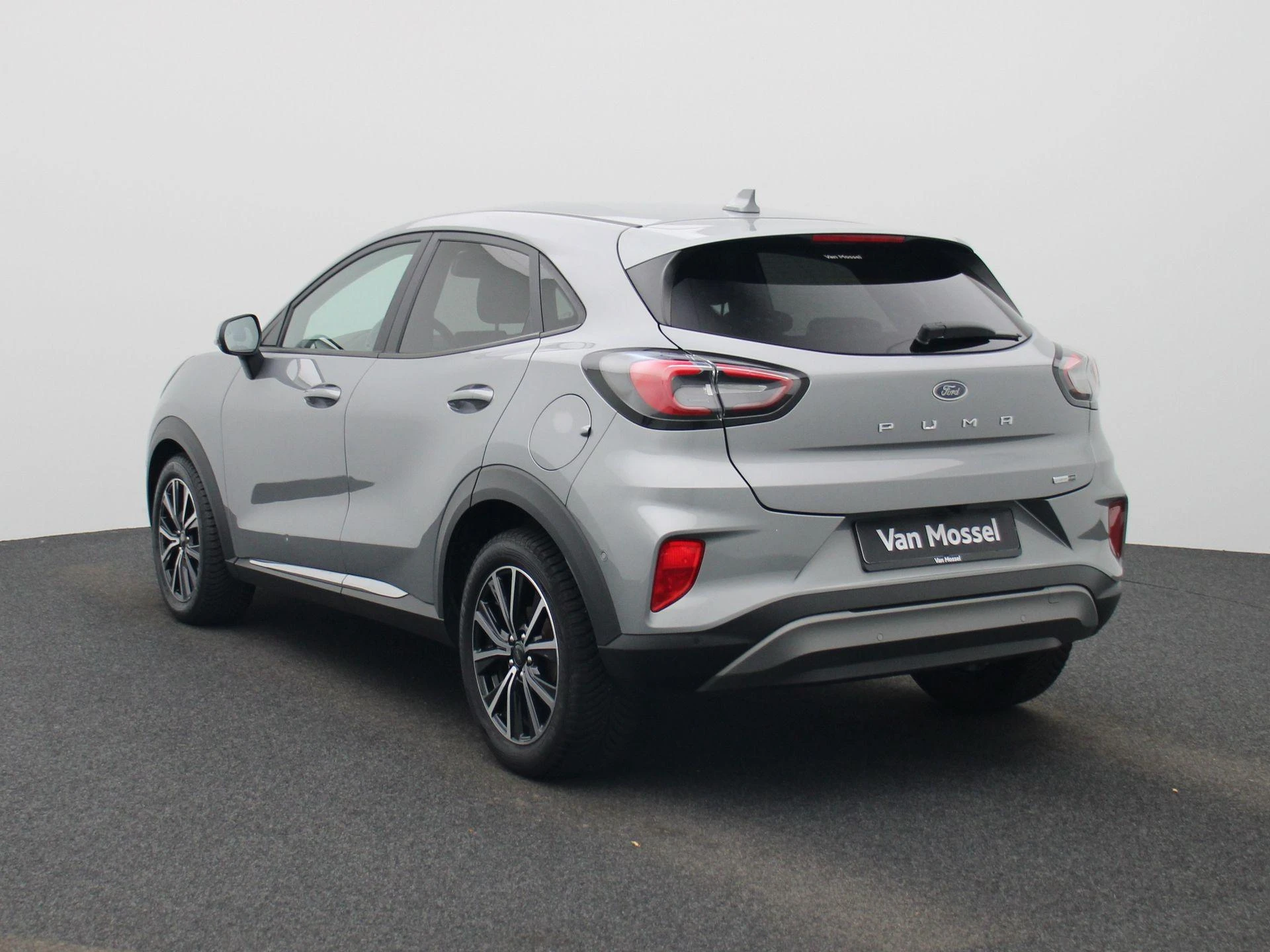 Ford Puma 1.0i Ecoboost mHEV 92kW Titanium