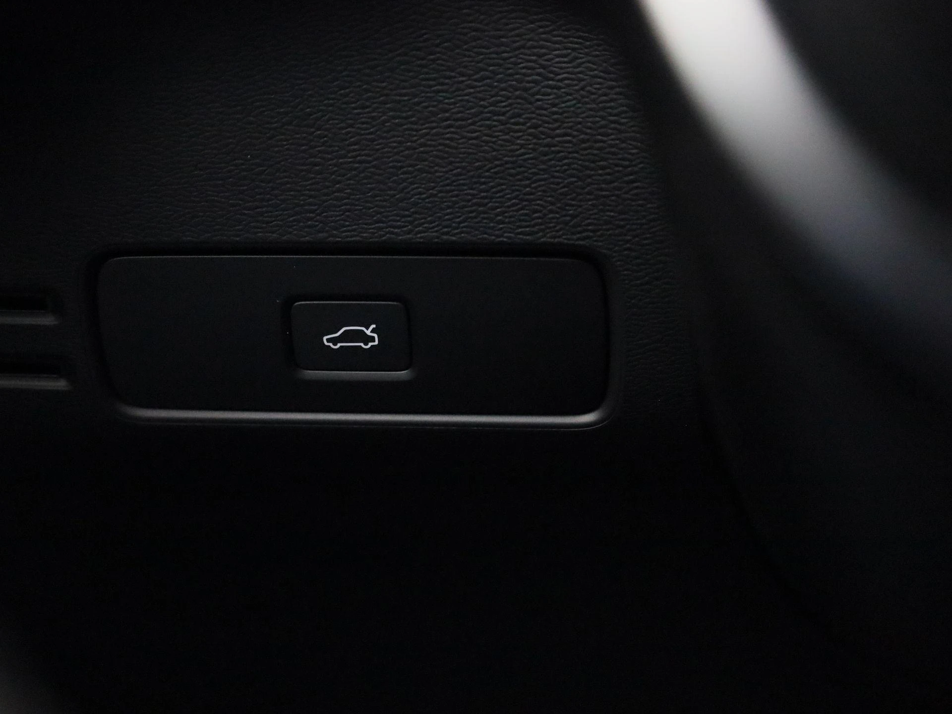 Volvo-XC40-image-24