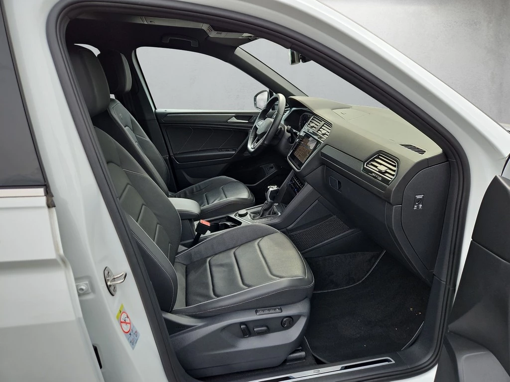 Volkswagen Tiguan Allspace 2.0 TSI 4Motion DSG R-Line *Navi