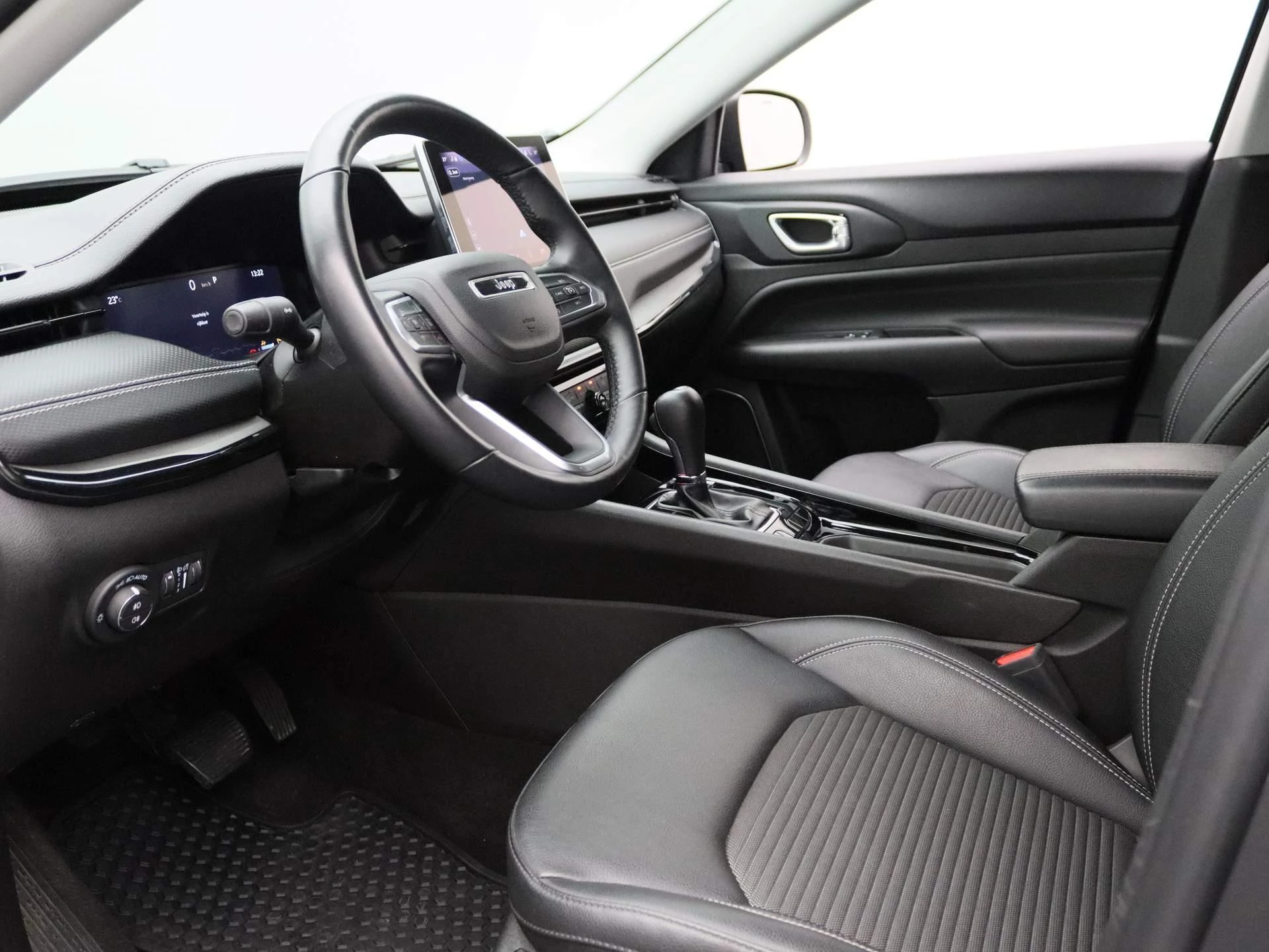 Jeep-Compass-image-1