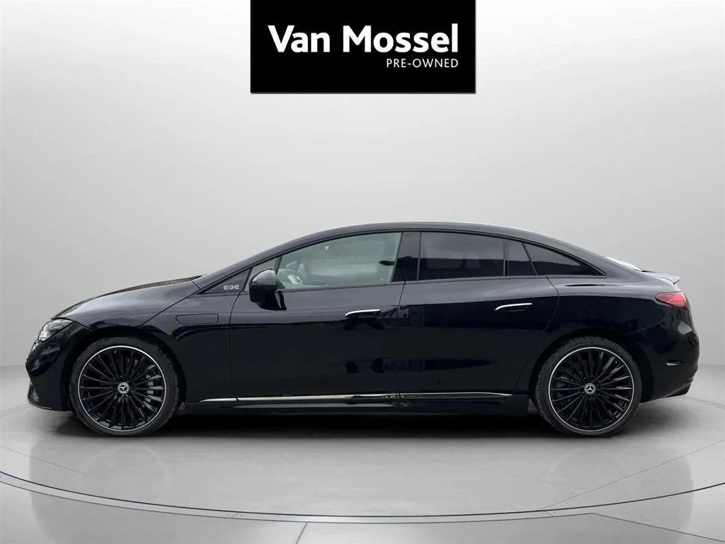 Mercedes-Benz-EQE-image-7