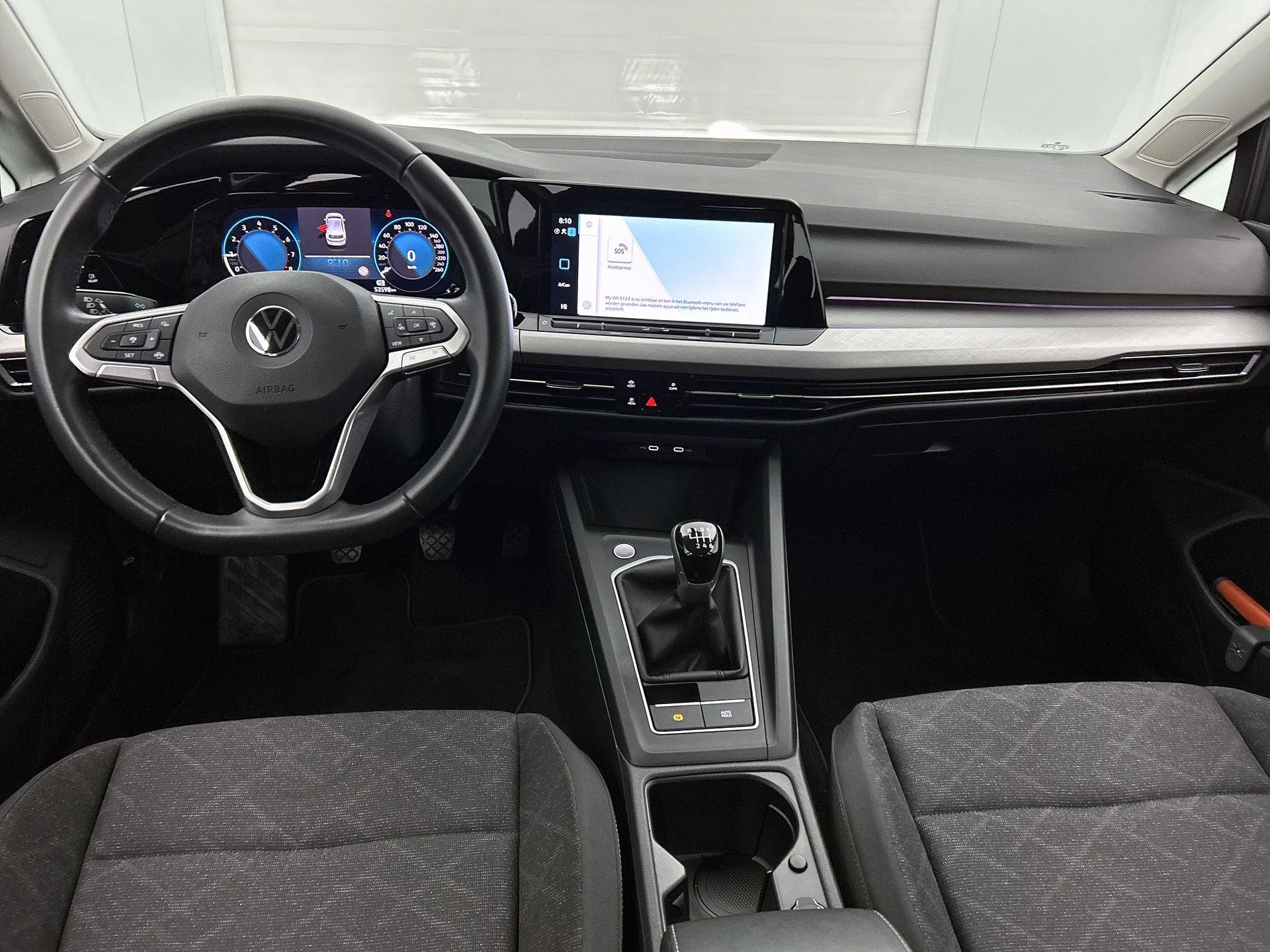 Volkswagen-Golf-image-17