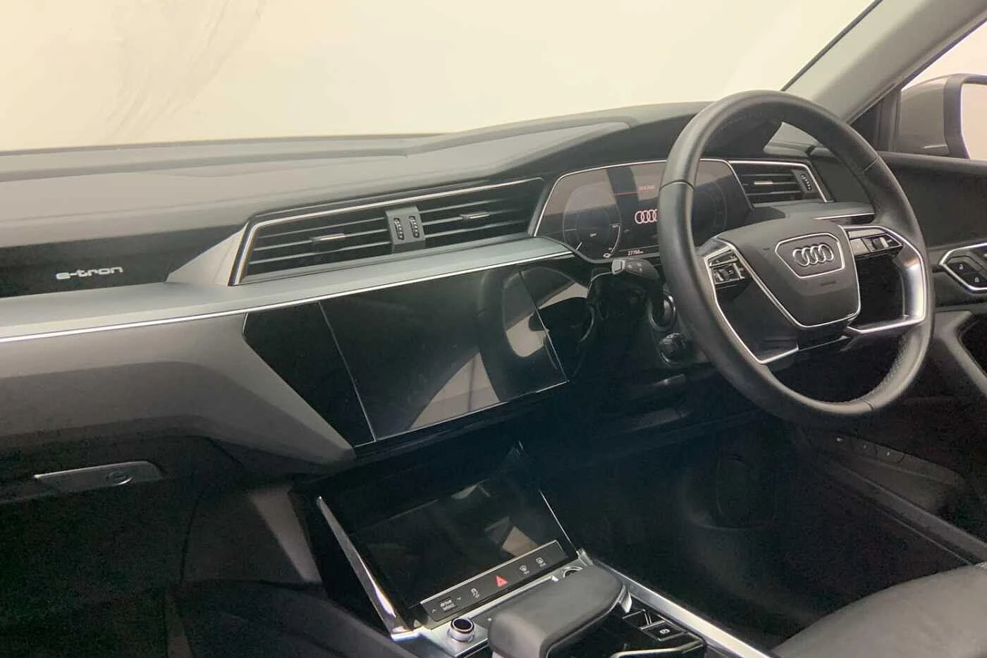 Audi-Q8-image-11