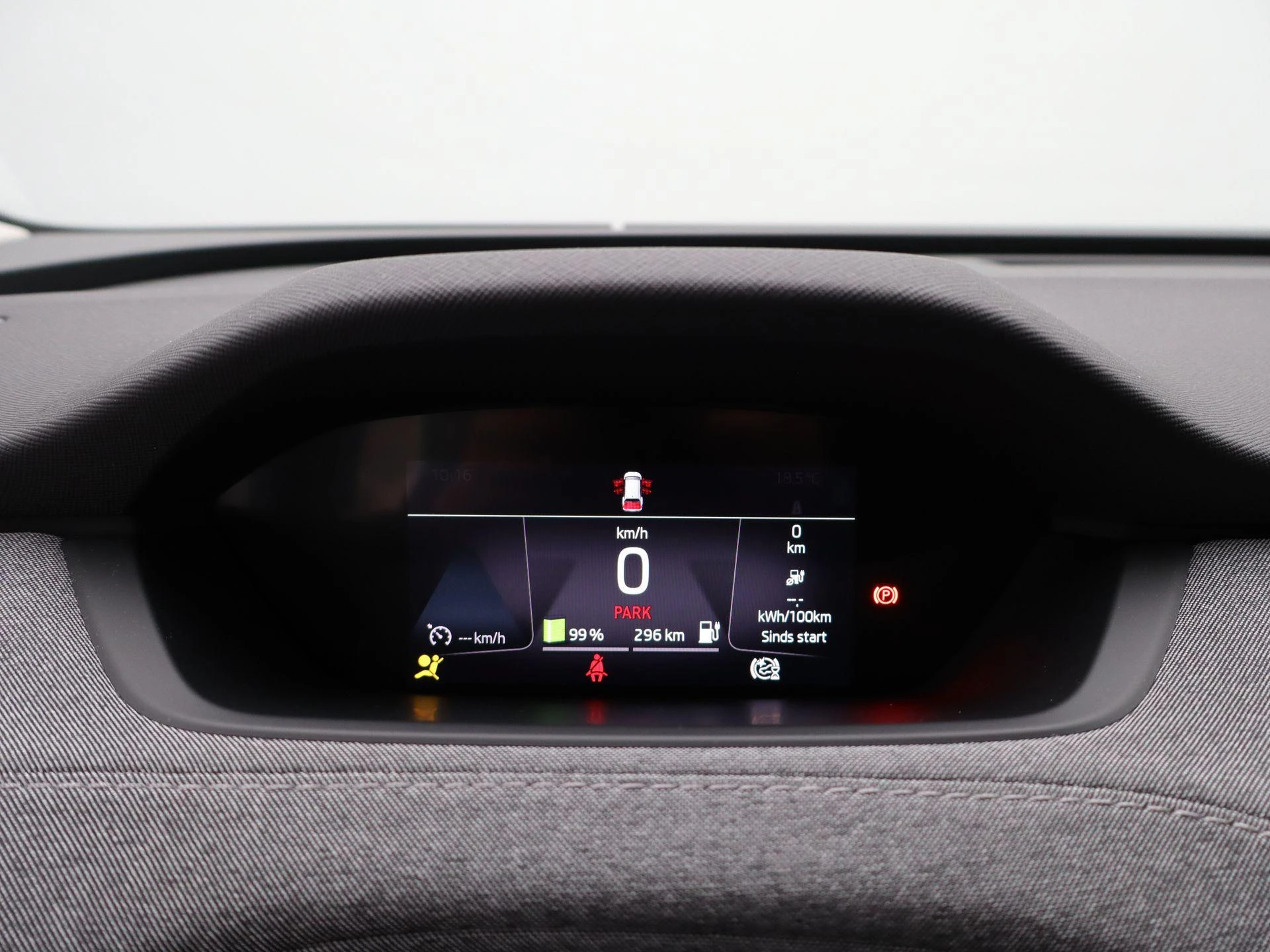 Škoda-Enyaq iV-image-7