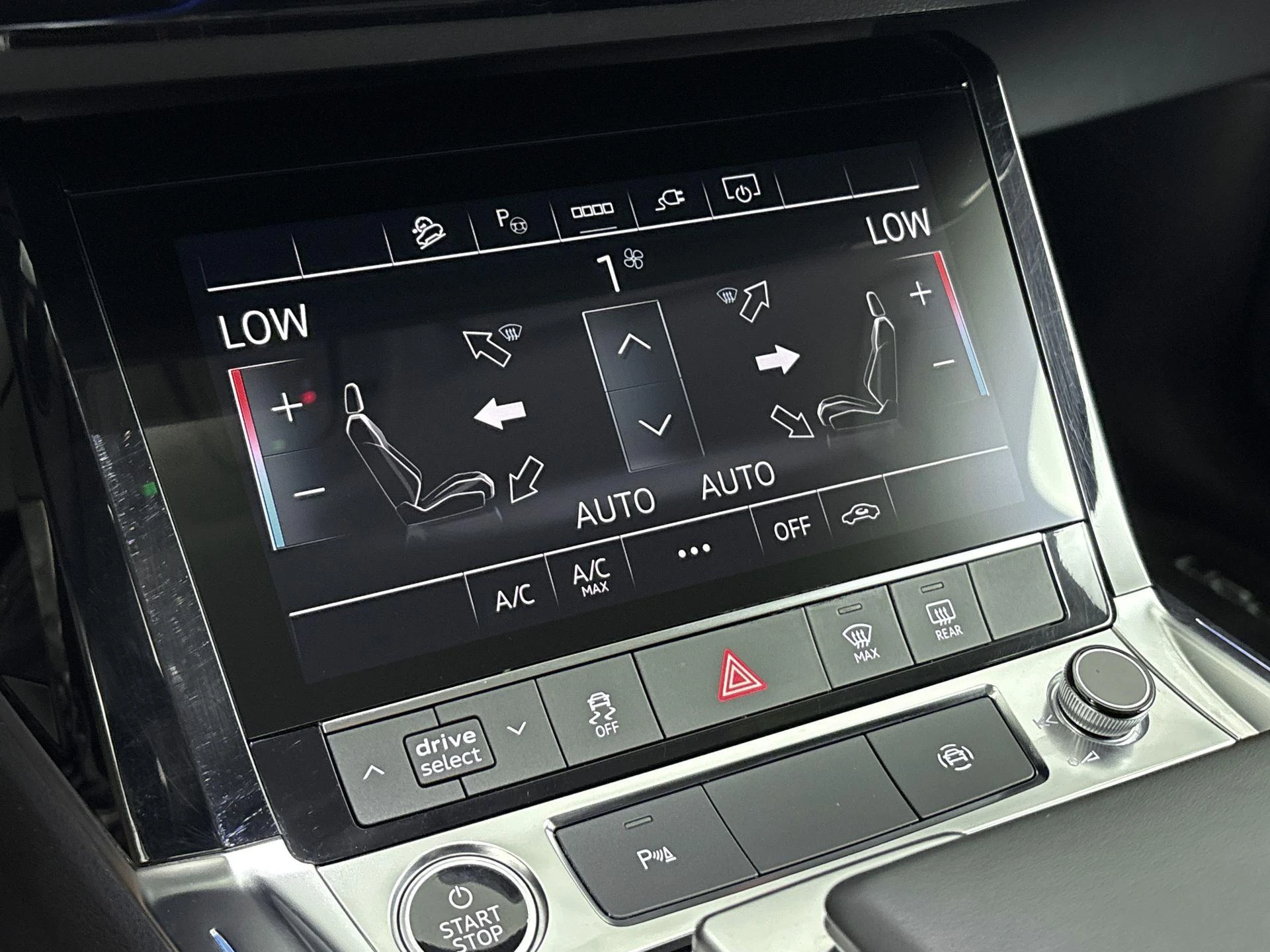 Audi-Q8 e-tron-image-18