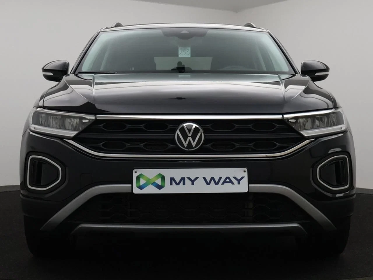 Volkswagen-T-Roc-image-18