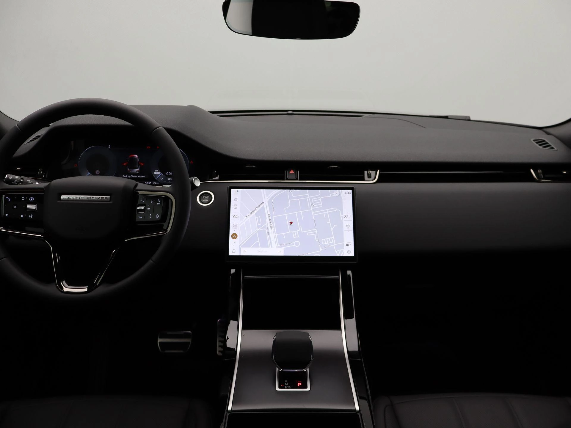 Land Rover-Range Rover Evoque-image-33
