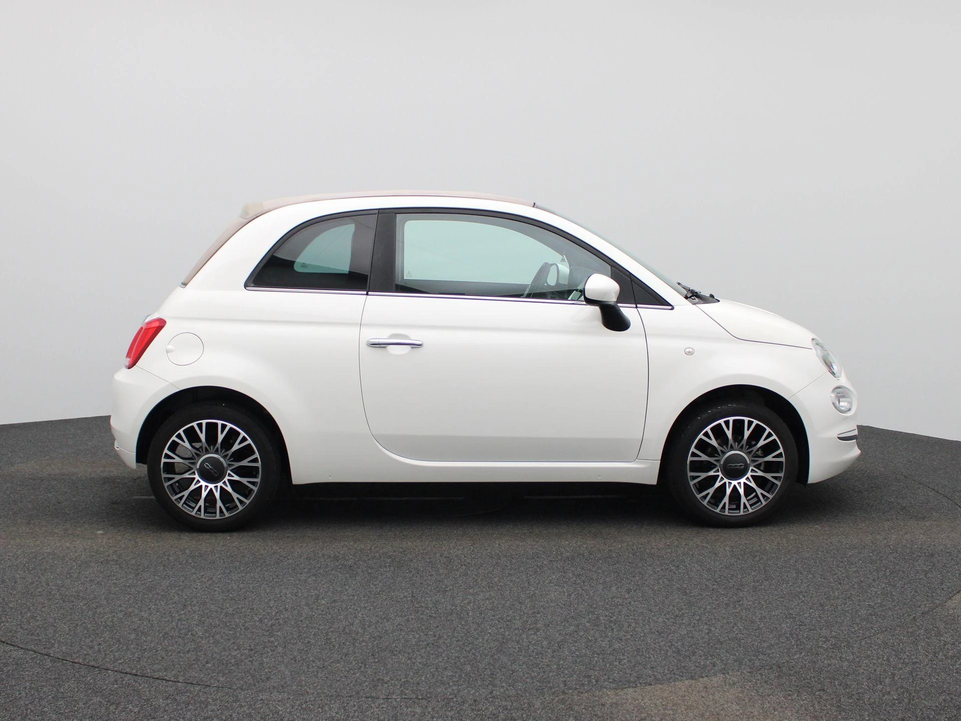 Fiat-500C-image-5