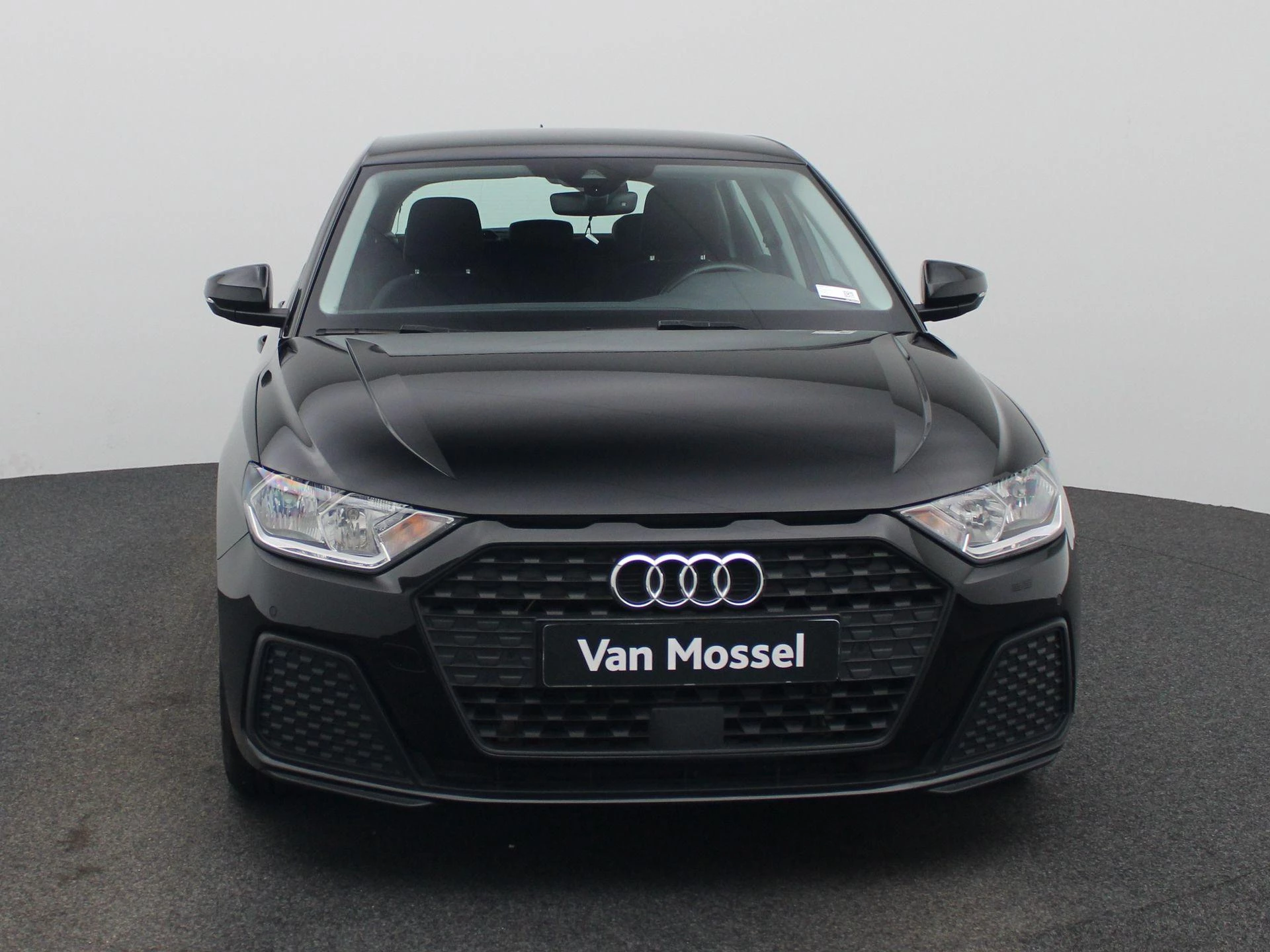 Audi-A1 Sportback-image-2