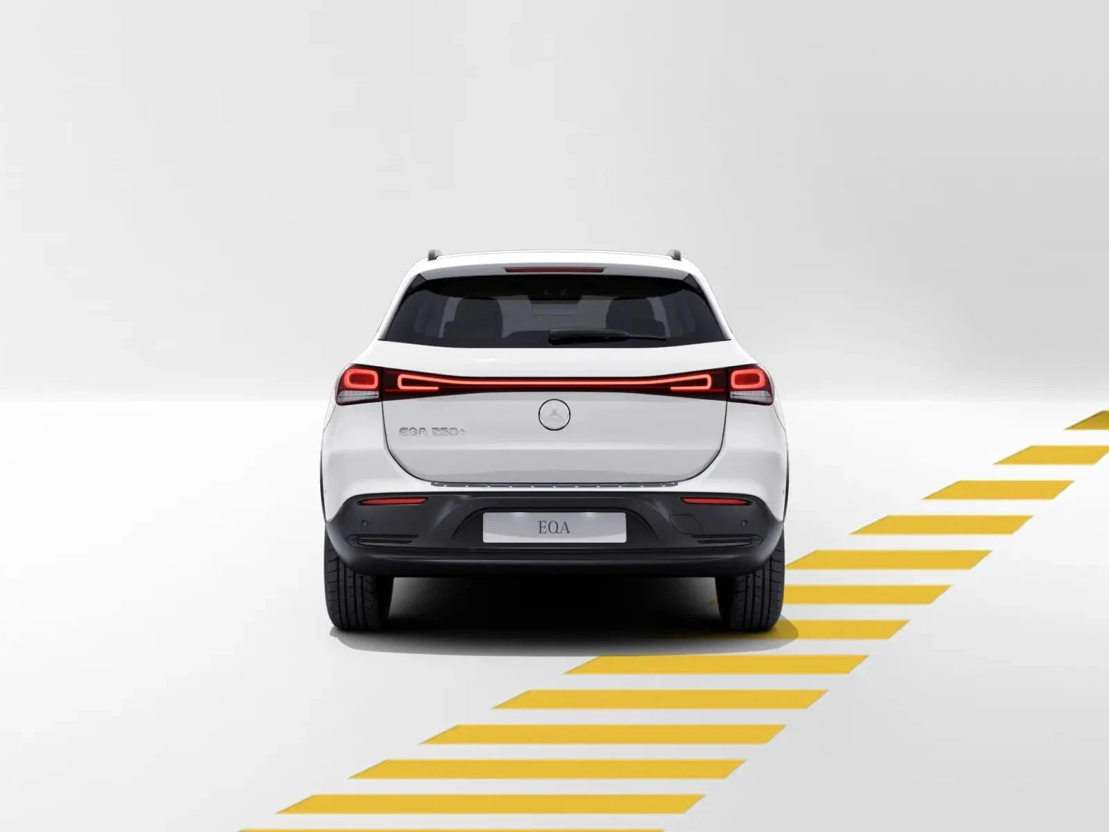 Mercedes-Benz-EQA 250+-image-5