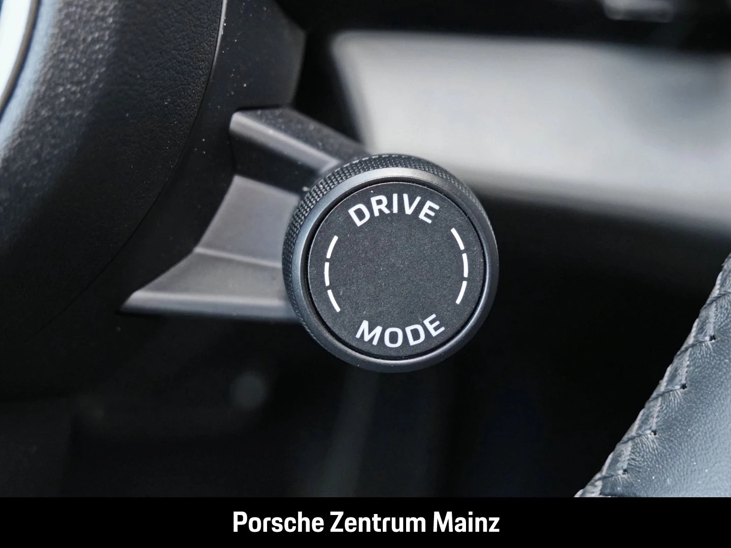Porsche-Taycan-image-26