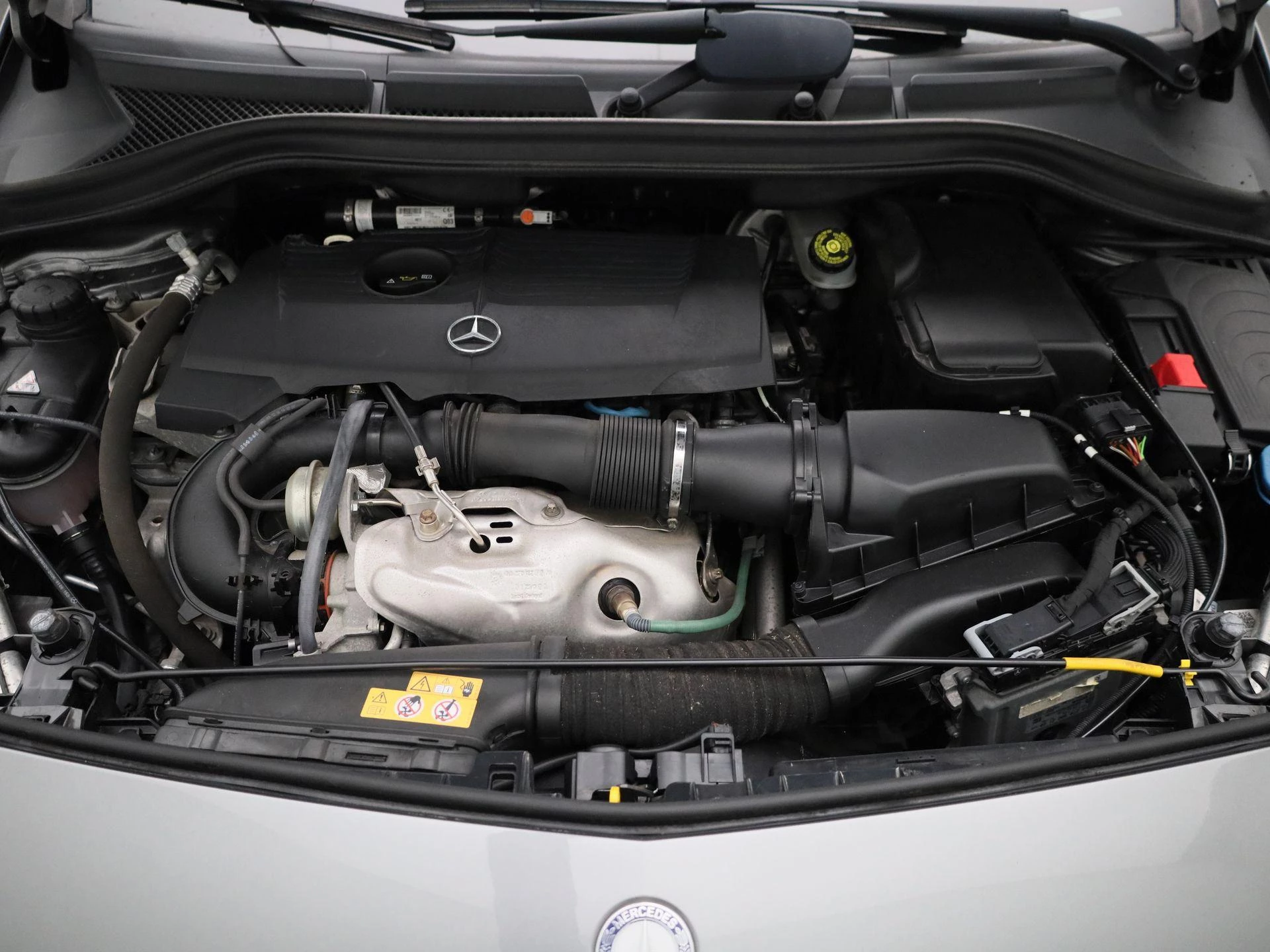 Mercedes-Benz-B-Klasse-image-30