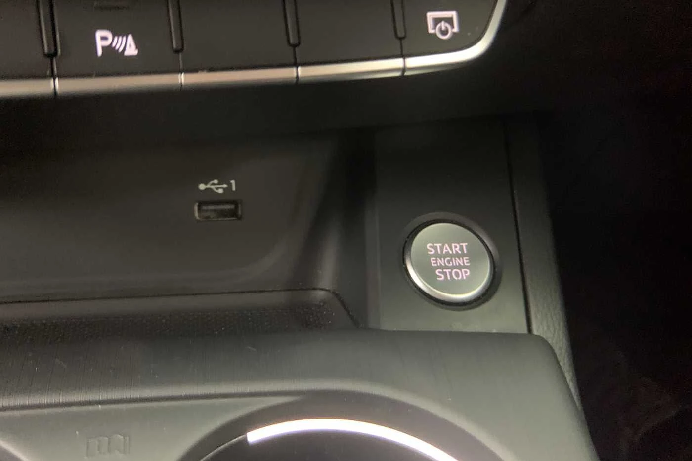 Audi-A4-image-21