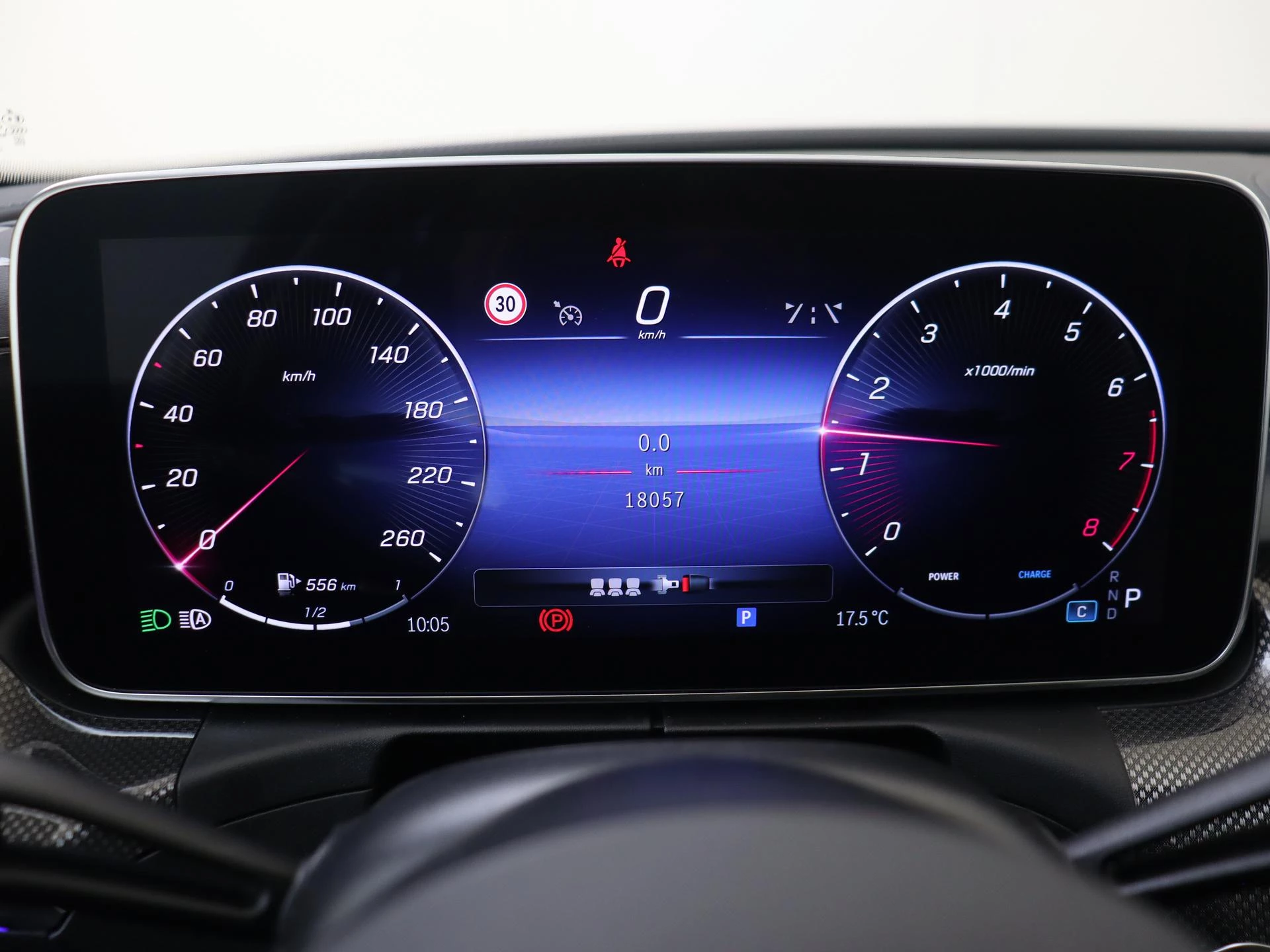 Mercedes-Benz-C-Klasse-image-15