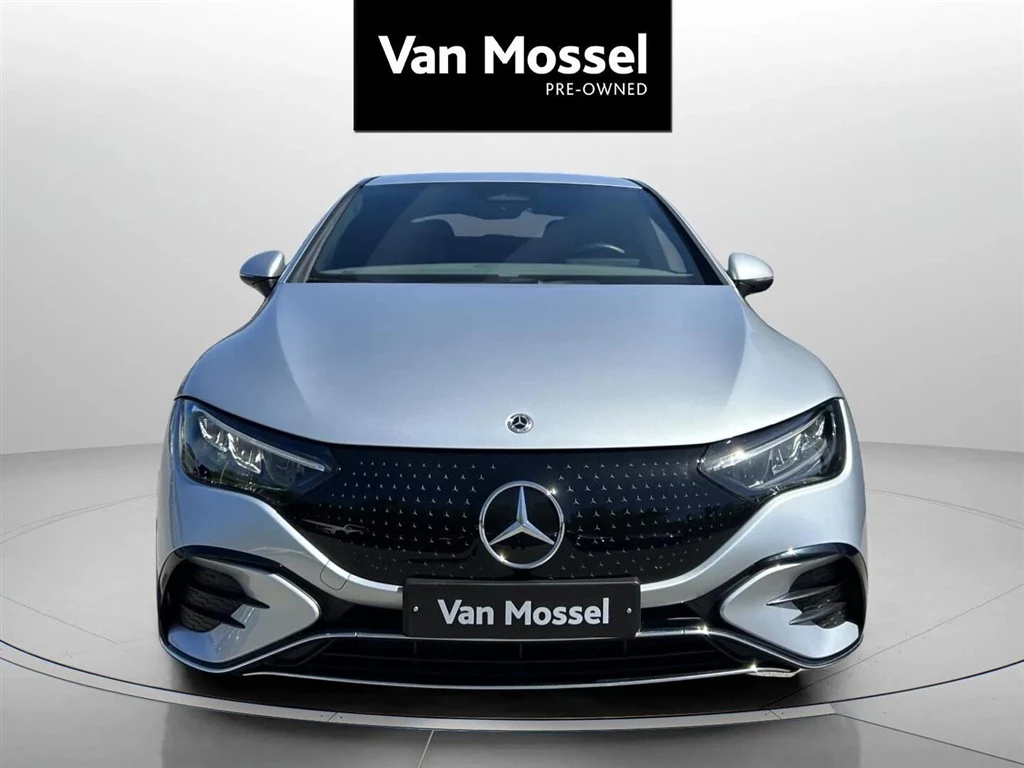Mercedes-Benz-EQE-image-1