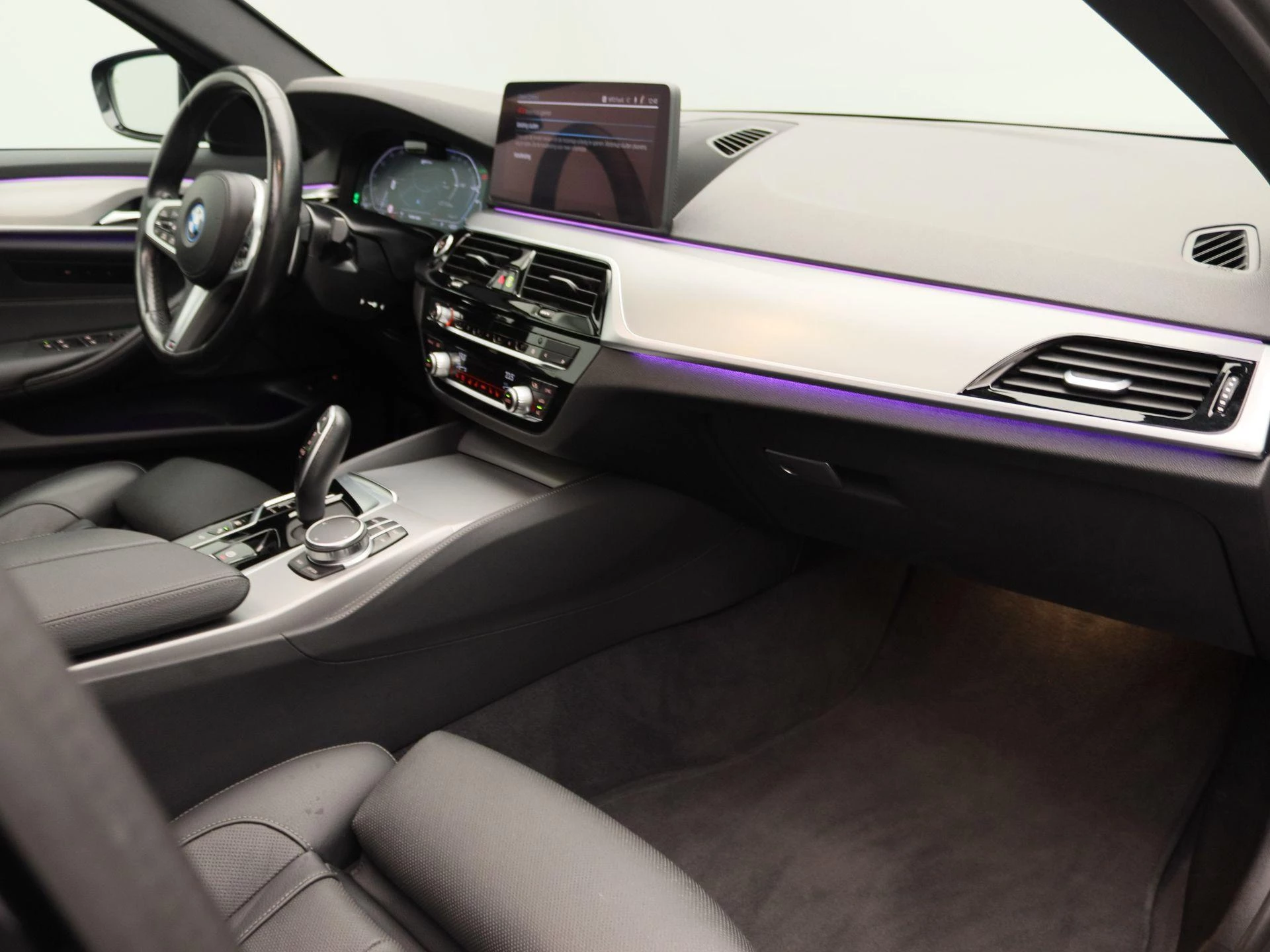 BMW-5 Serie-image-25